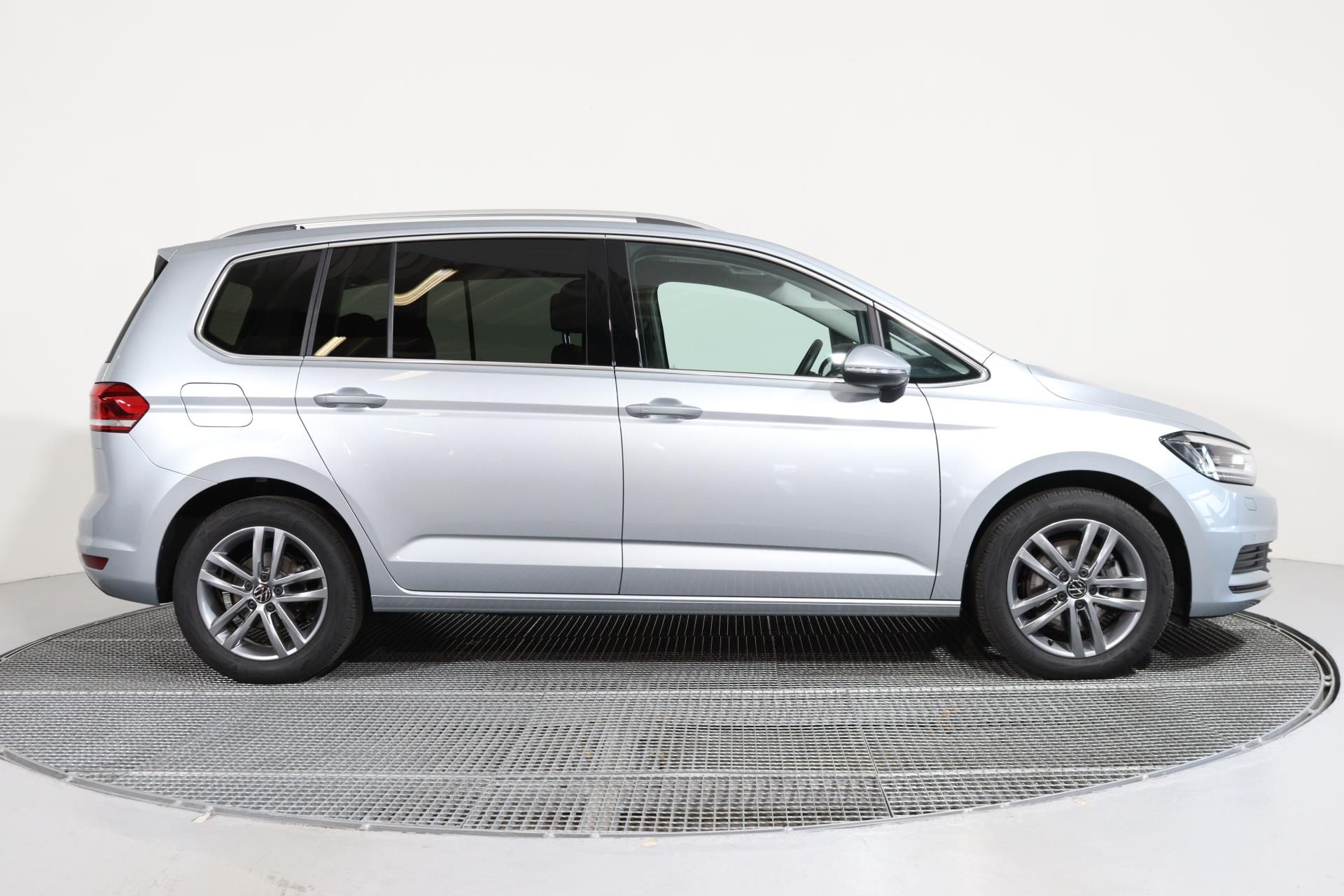 Volkswagen Touran, People 2,0 TDI 7DSG - fotka 3