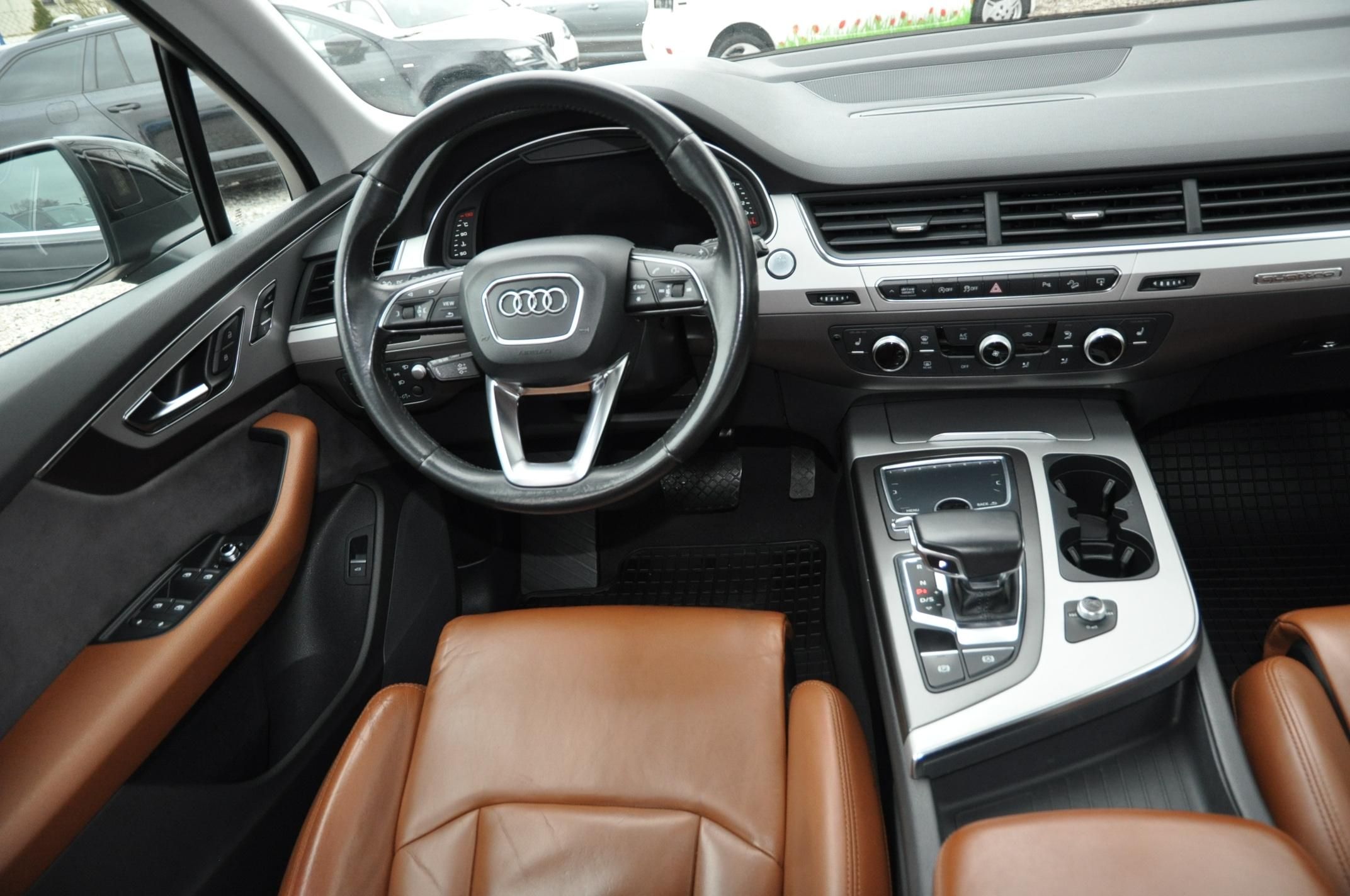 Audi Q7, 3.0TFSi 245kW 4x4 S-line 7.mís - fotka 5