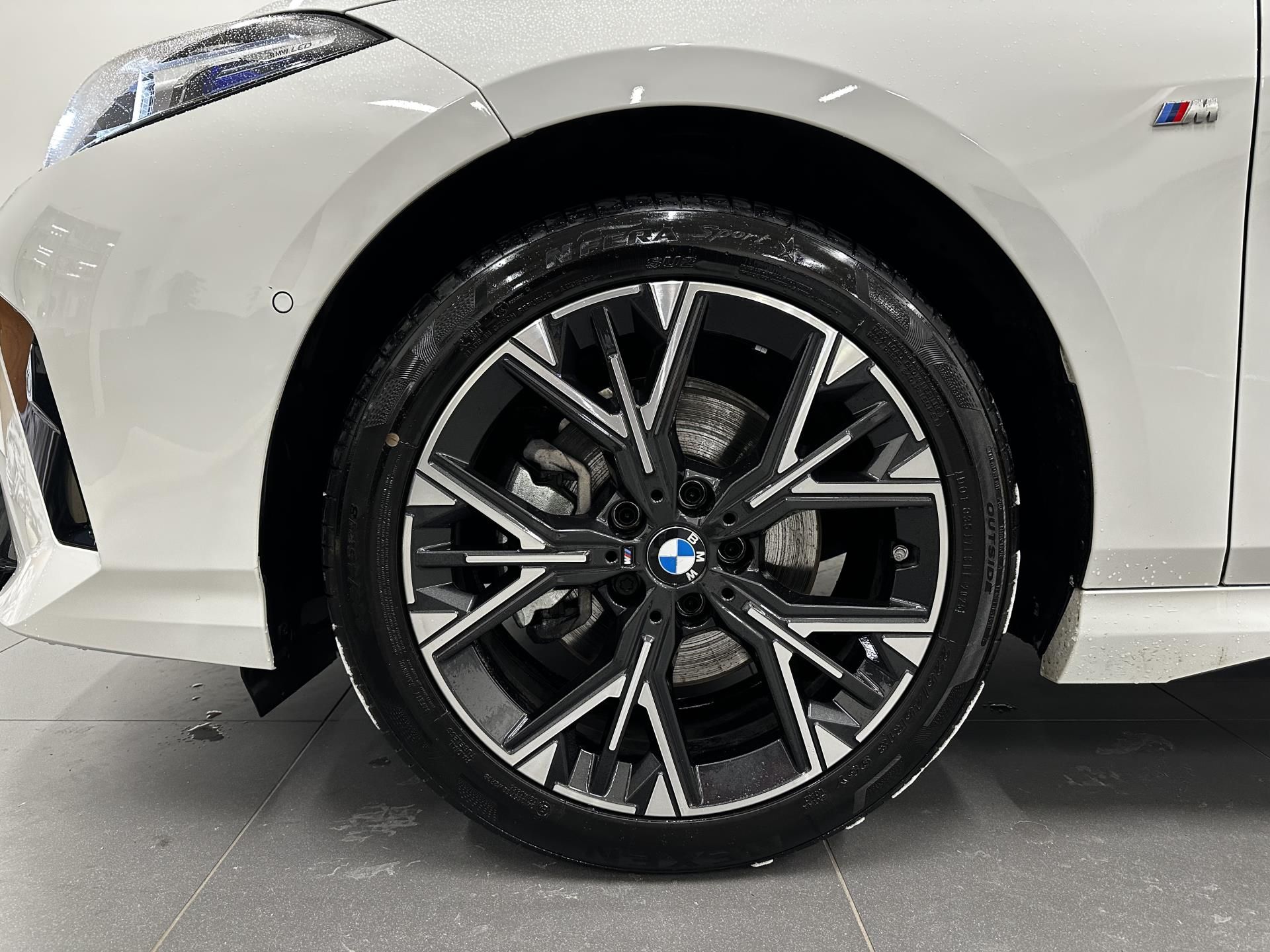 BMW Řada 1, 120d - fotka 3