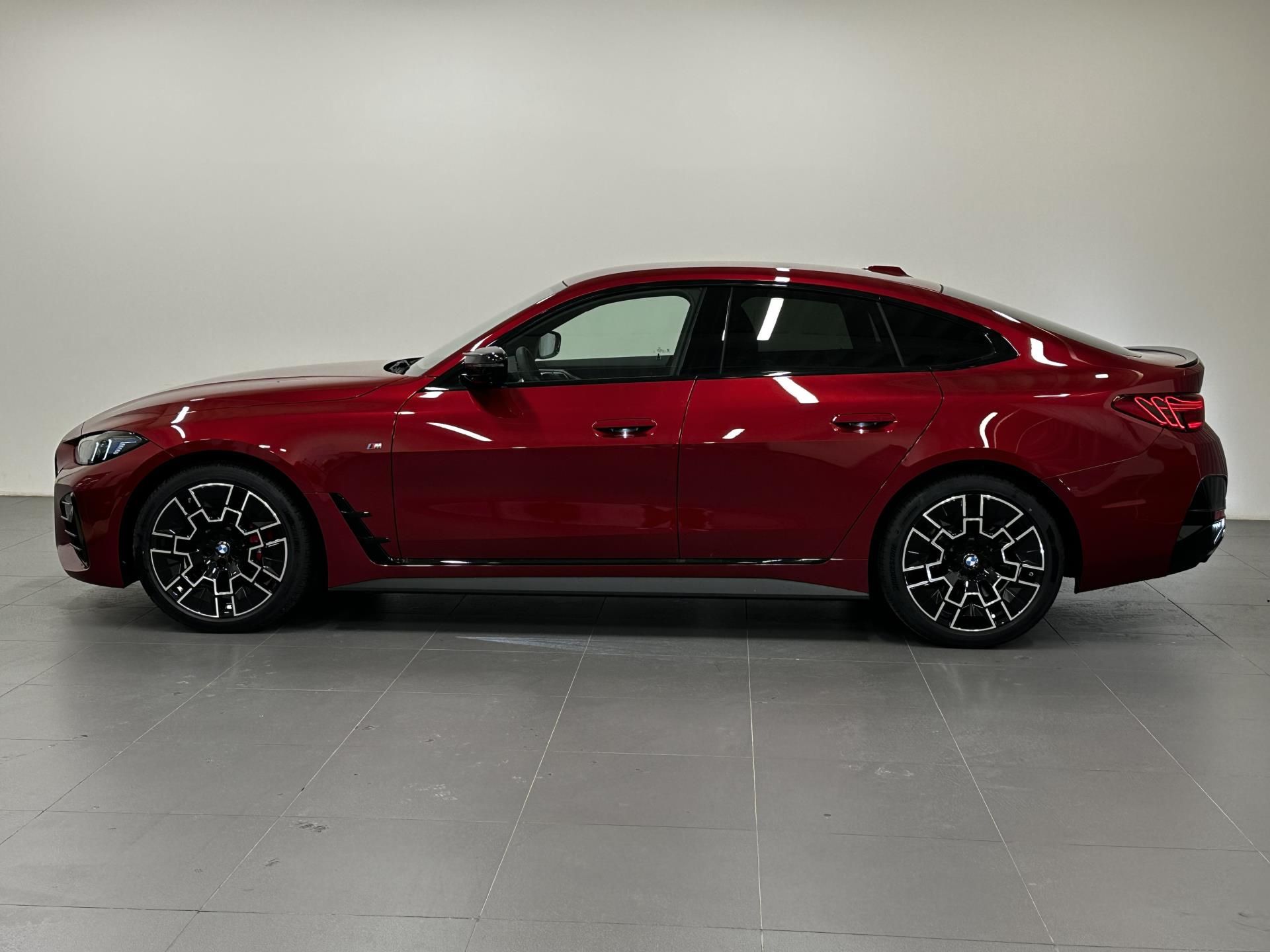 BMW Řada 4, M440i xDrive Gran Coupé - fotka 3