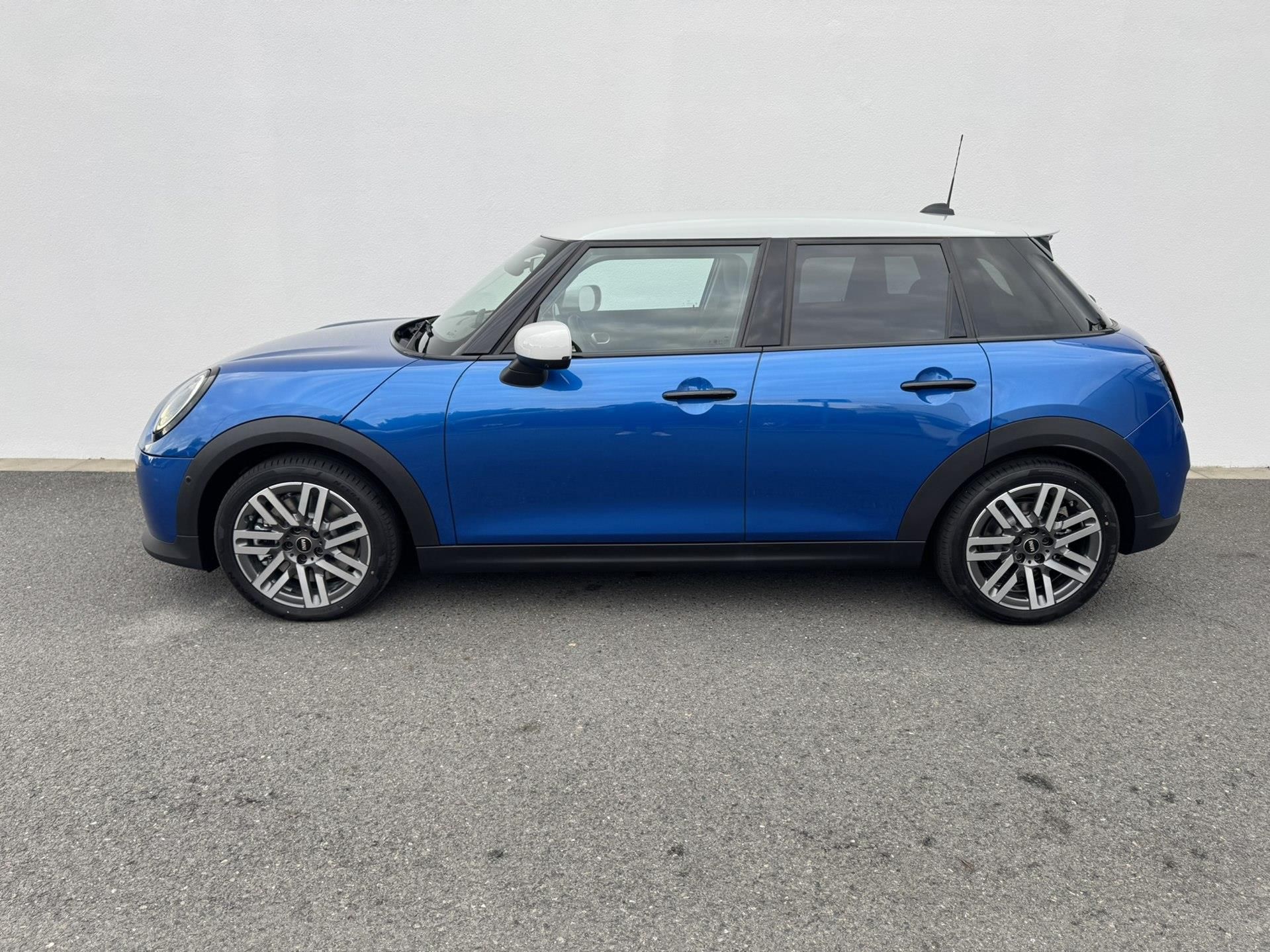 Mini Cooper, 5 door (F65) S - fotka 5