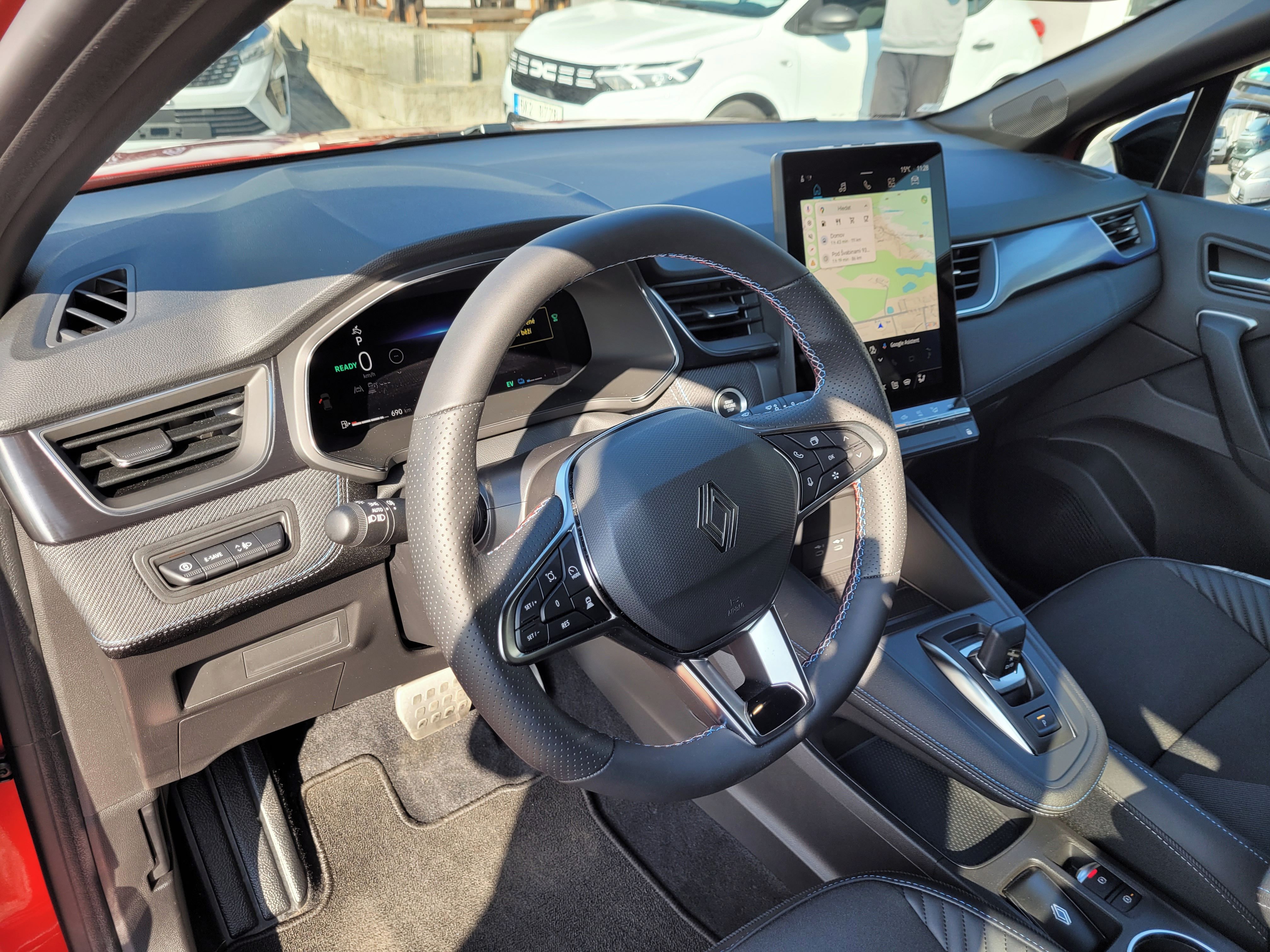 Renault Captur, esprit Alpine full hybrid - fotka 5