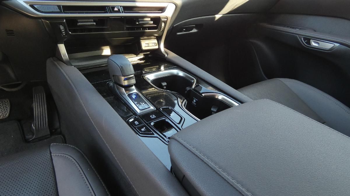 Lexus RX 350h, 2.5 HEV 4x4 E-Four e-CVT Execu - fotka 6