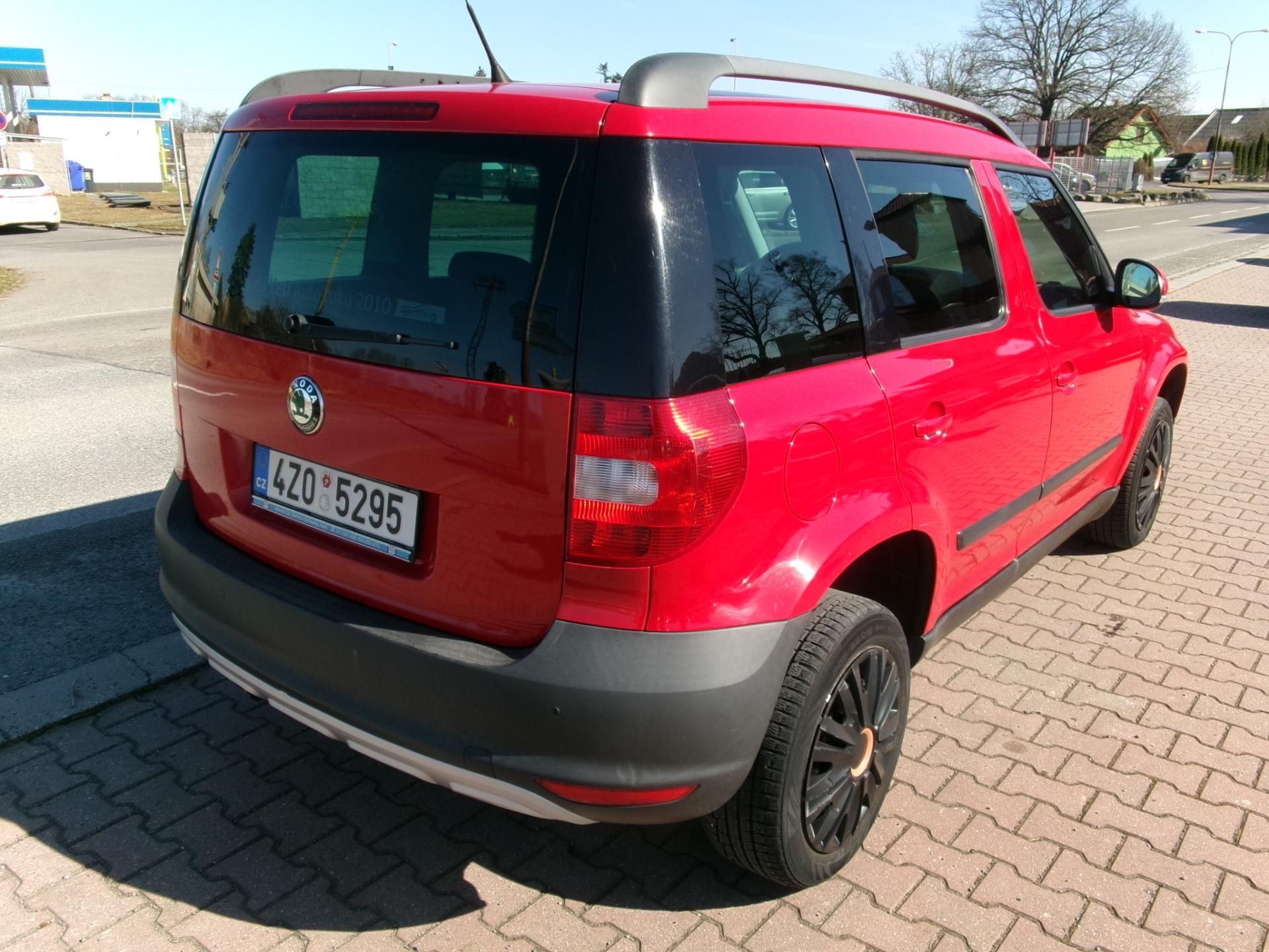 Škoda Yeti, 1,8TSI 4x4 AC TEMP ČR - fotka 2