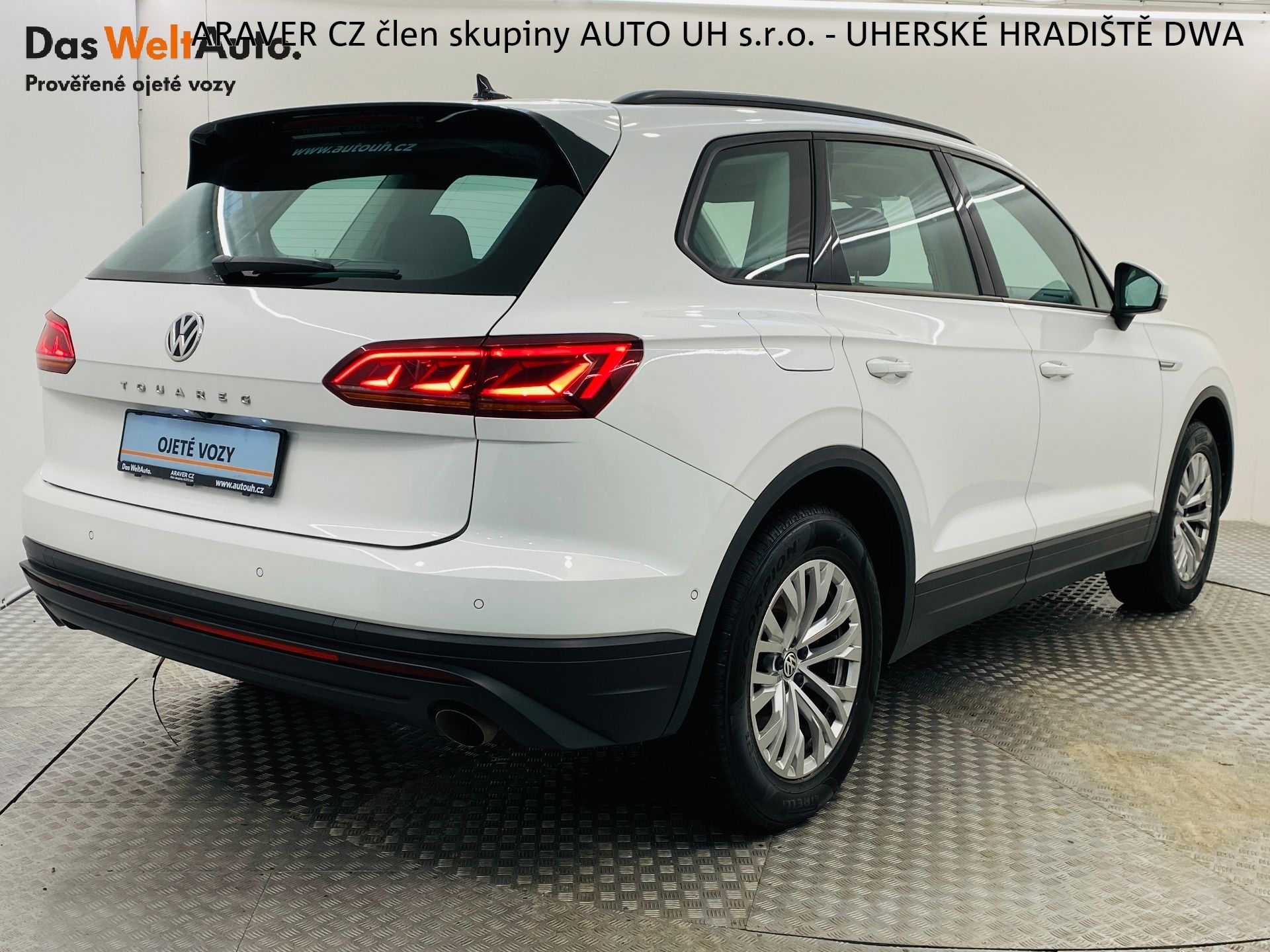 Volkswagen Touareg, V6 3.0 TDI 4MOT - fotka 2