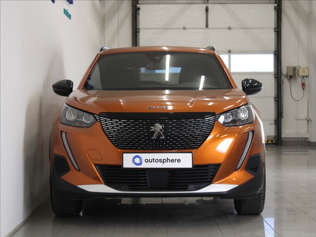 Peugeot 2008, 1,2 PT 96kW AT Allure 39tkm. - fotka 2