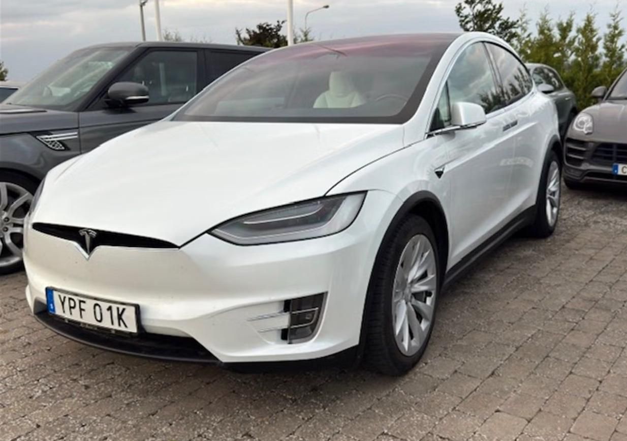 Tesla Model X, Long Range AWD 7 míst FSD Taž.
