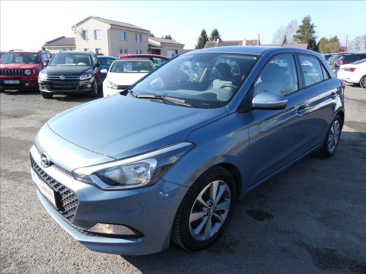 Hyundai i20, 1,1 CRDi 1.majitel, webasto - fotka 3