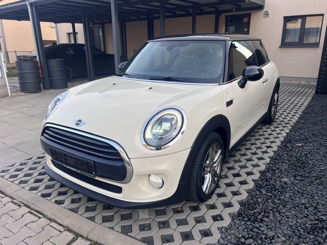 Mini One, 1,5 nafta 85 kW AUT Panorama