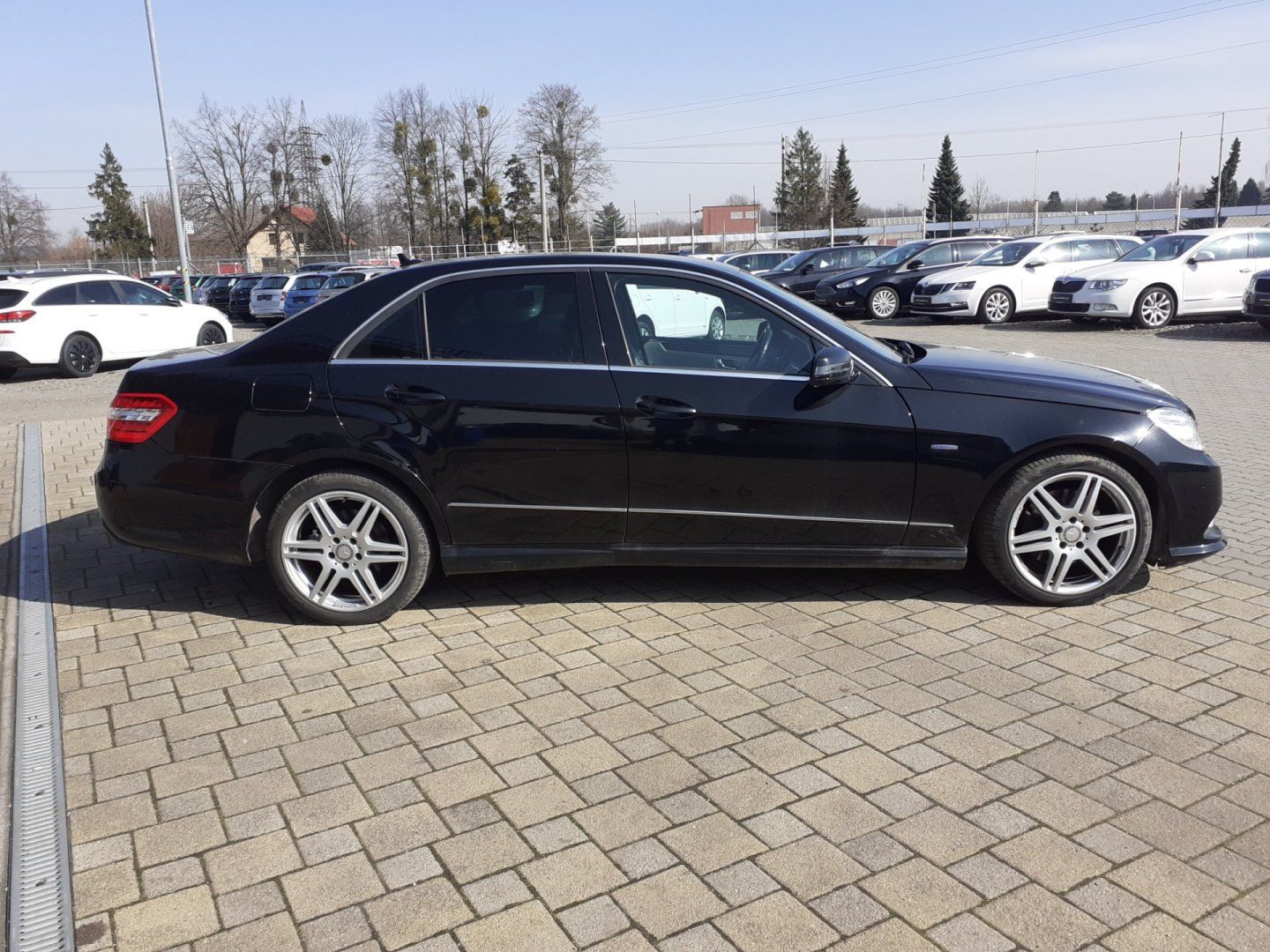 Mercedes-Benz Třídy E, 3.0 6V CDi 4x4 - fotka 3