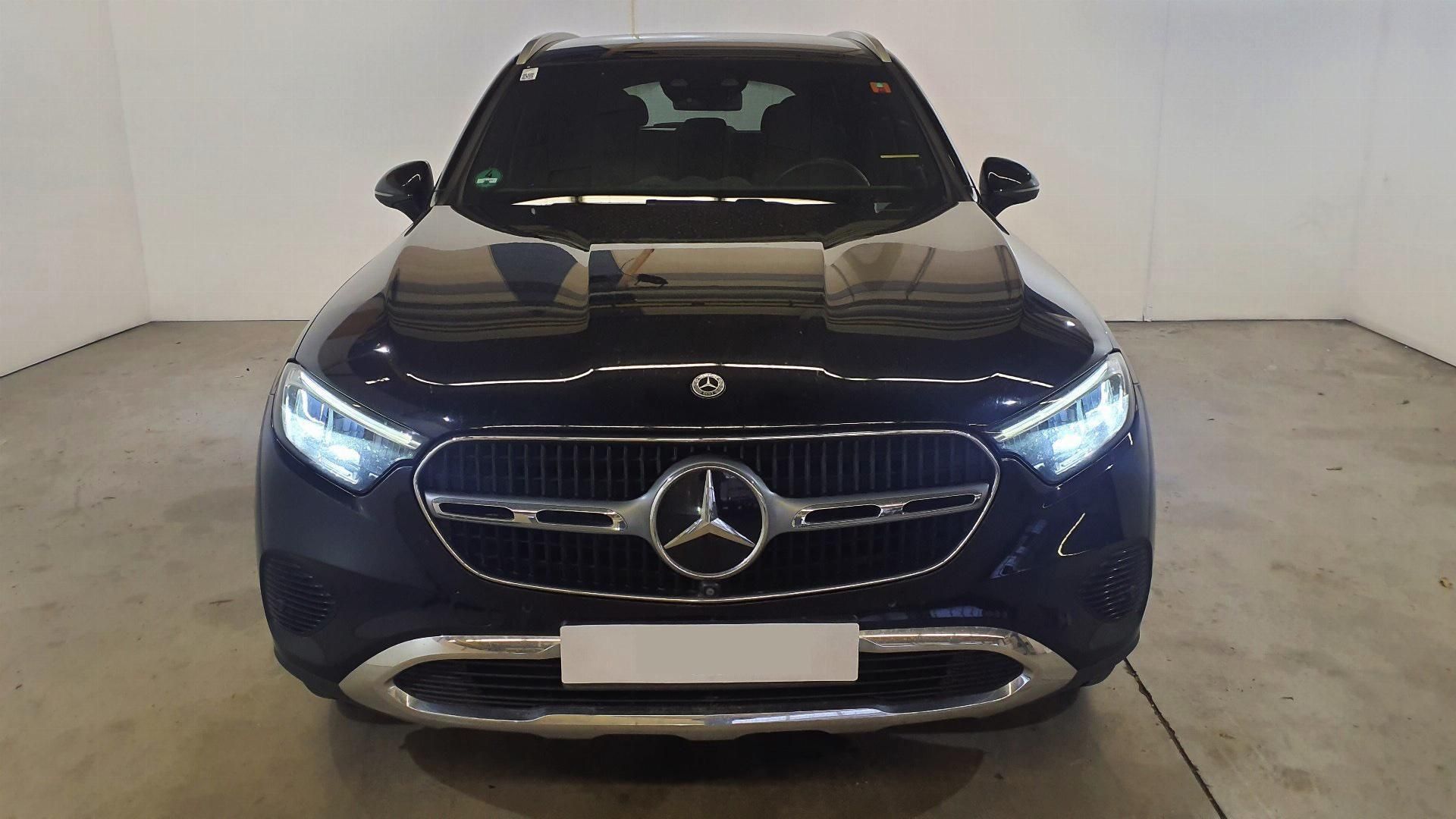 Mercedes-Benz GLC, 220d 4M*DISTR*360°WIDESC*TZ* - fotka 2
