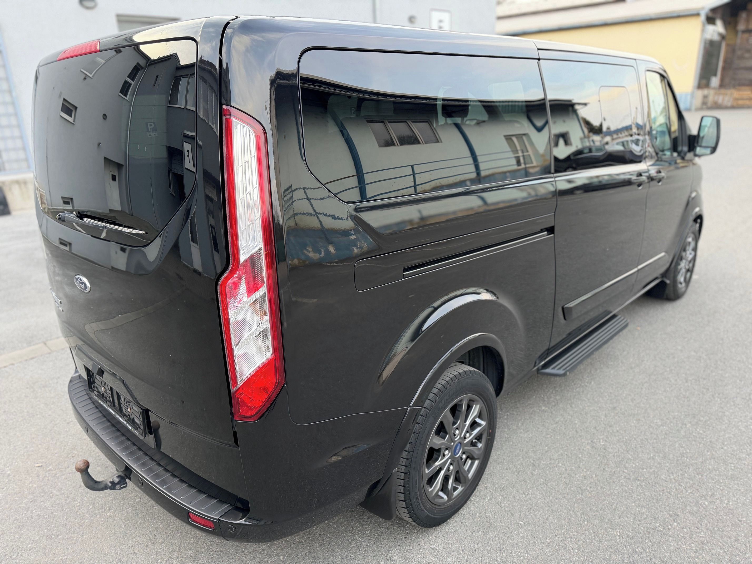 Ford Tourneo Custom, Titanium X L2 odpočet DPH - fotka 3