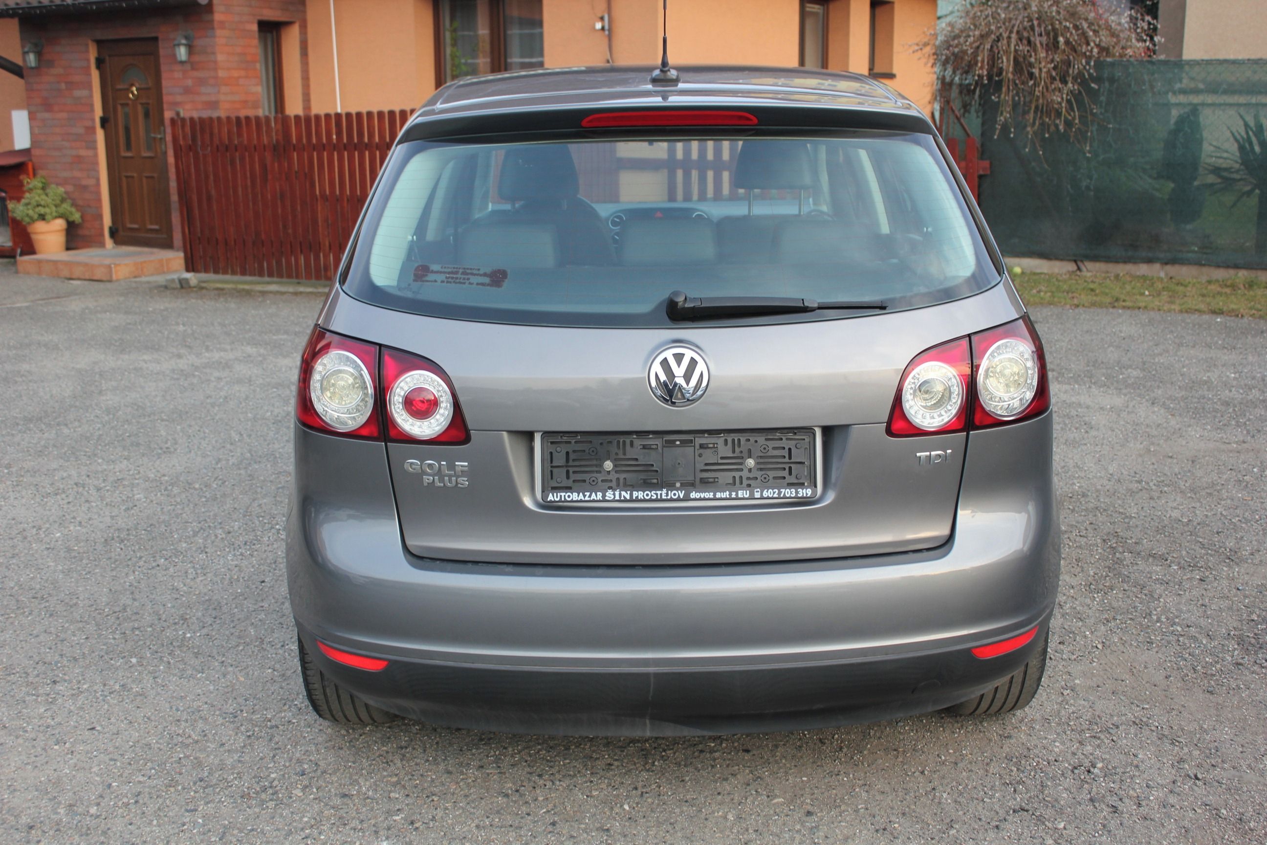 Volkswagen Golf Plus, 1.9 TDI, výhřev, plný servis - fotka 6