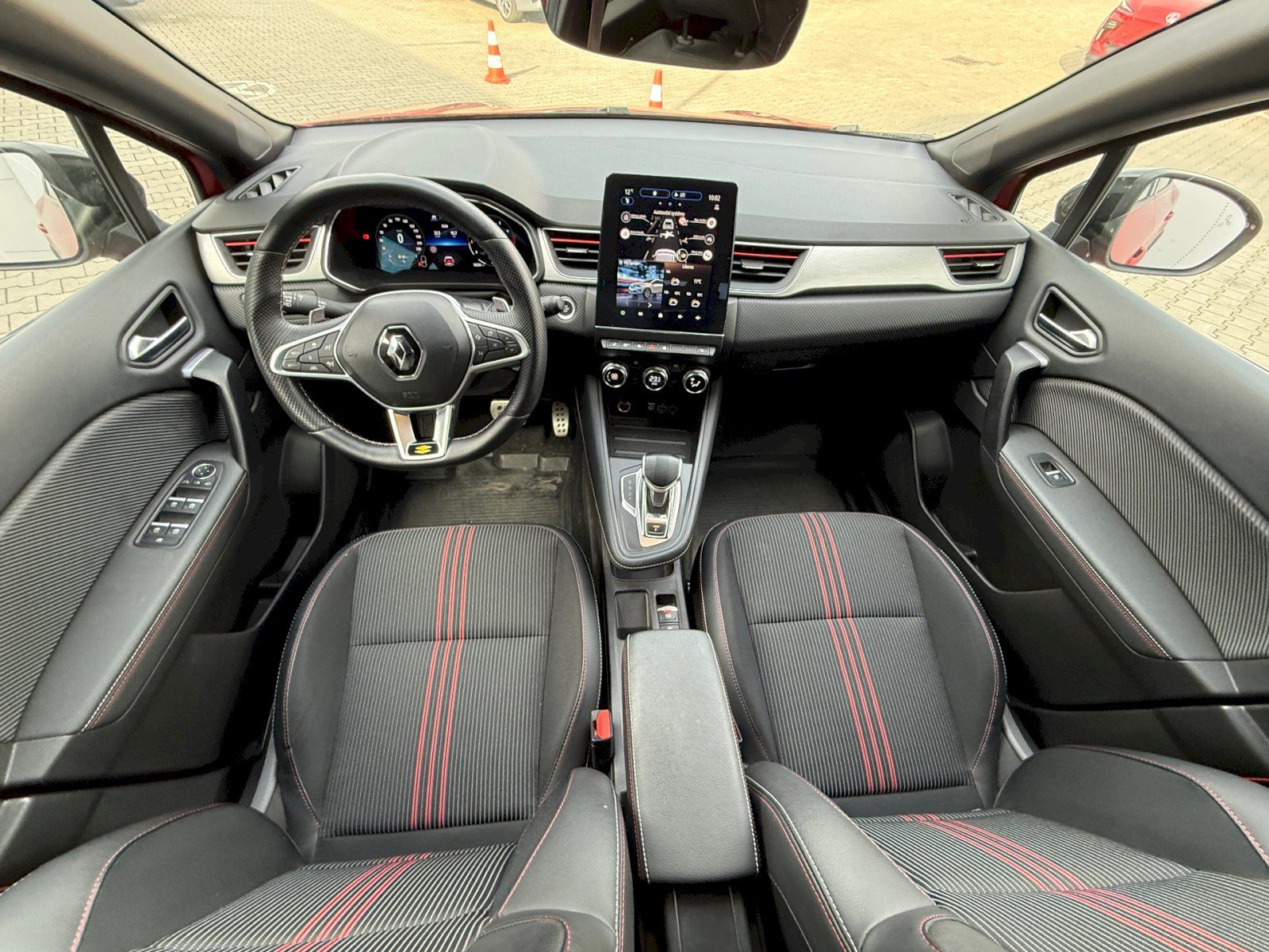 Renault Captur, 1.3TCe 116kW RS-Line - fotka 5