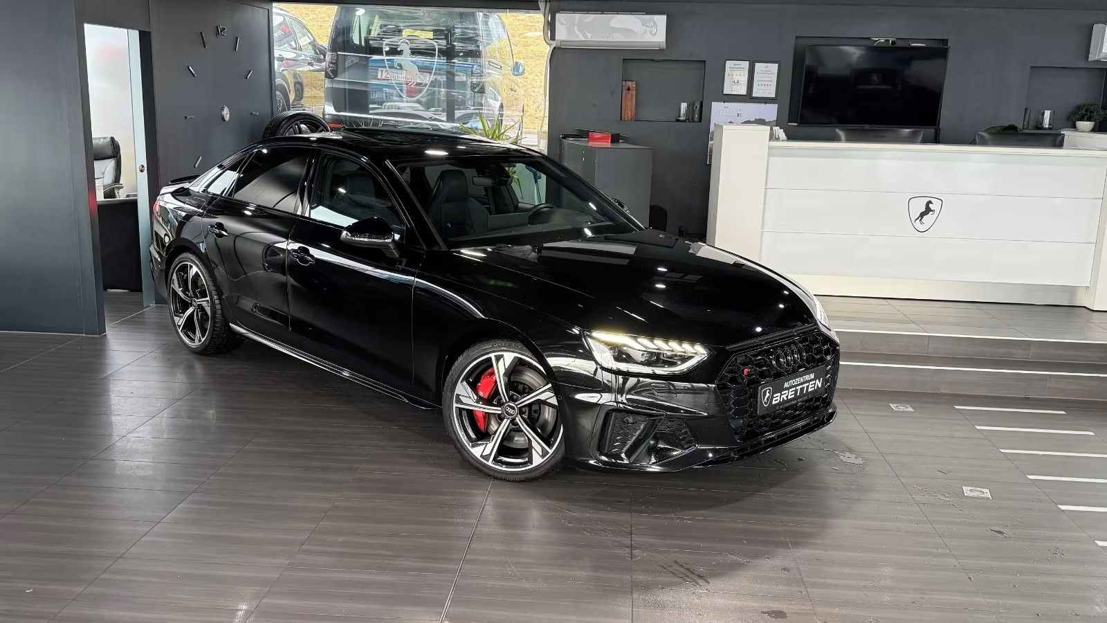 Audi S4