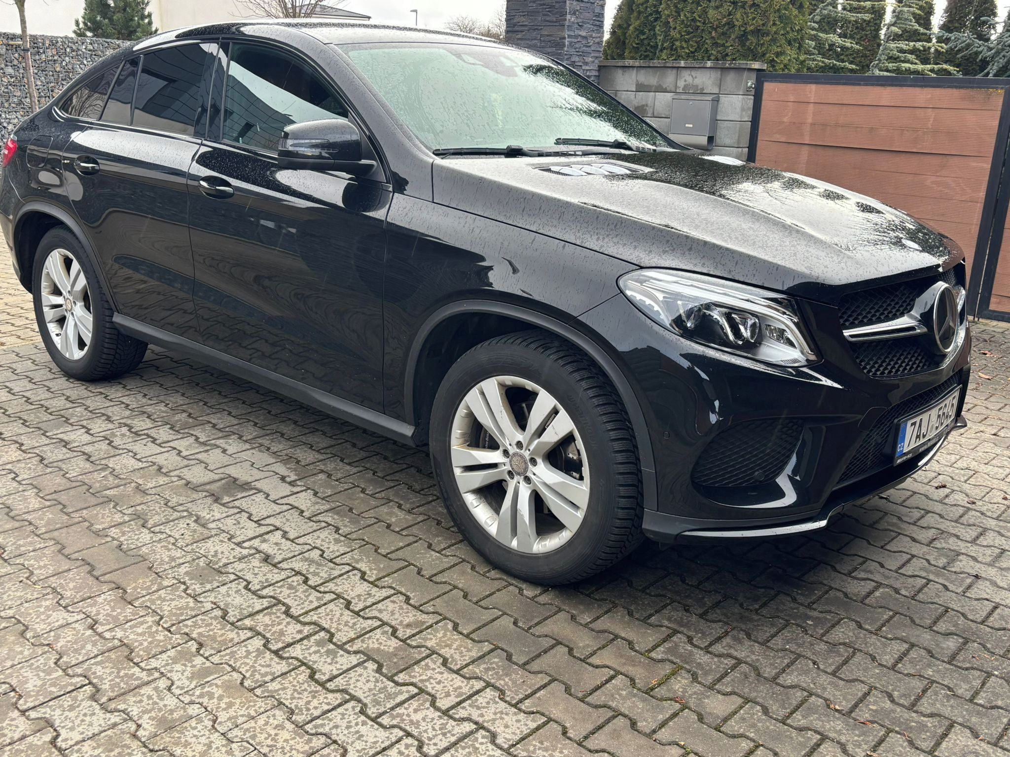 Mercedes-Benz GLE, Mercedes-Benz GLE 350 Coupe - fotka 4