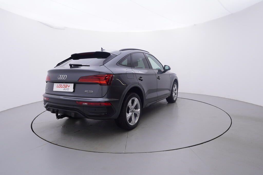 Audi Q5, S-line 2.0 TDI 150 kW - fotka 5