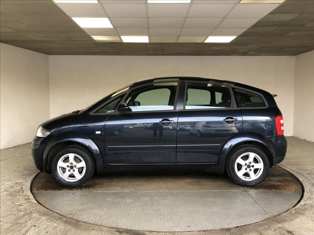 Audi A2, 1,4 16V - fotka 4