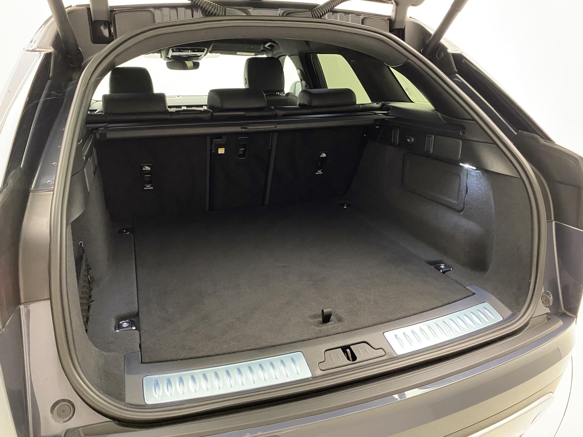 Land Rover Range Rover Velar, D200 S AUT AWD - fotka 5