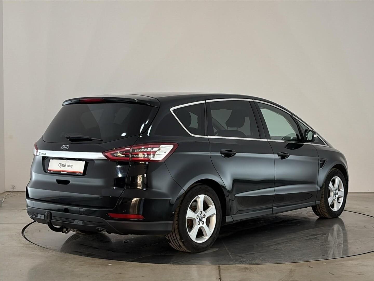 Ford S-MAX, 2.0 TDCi / 110 kW Titanium AT - fotka 2