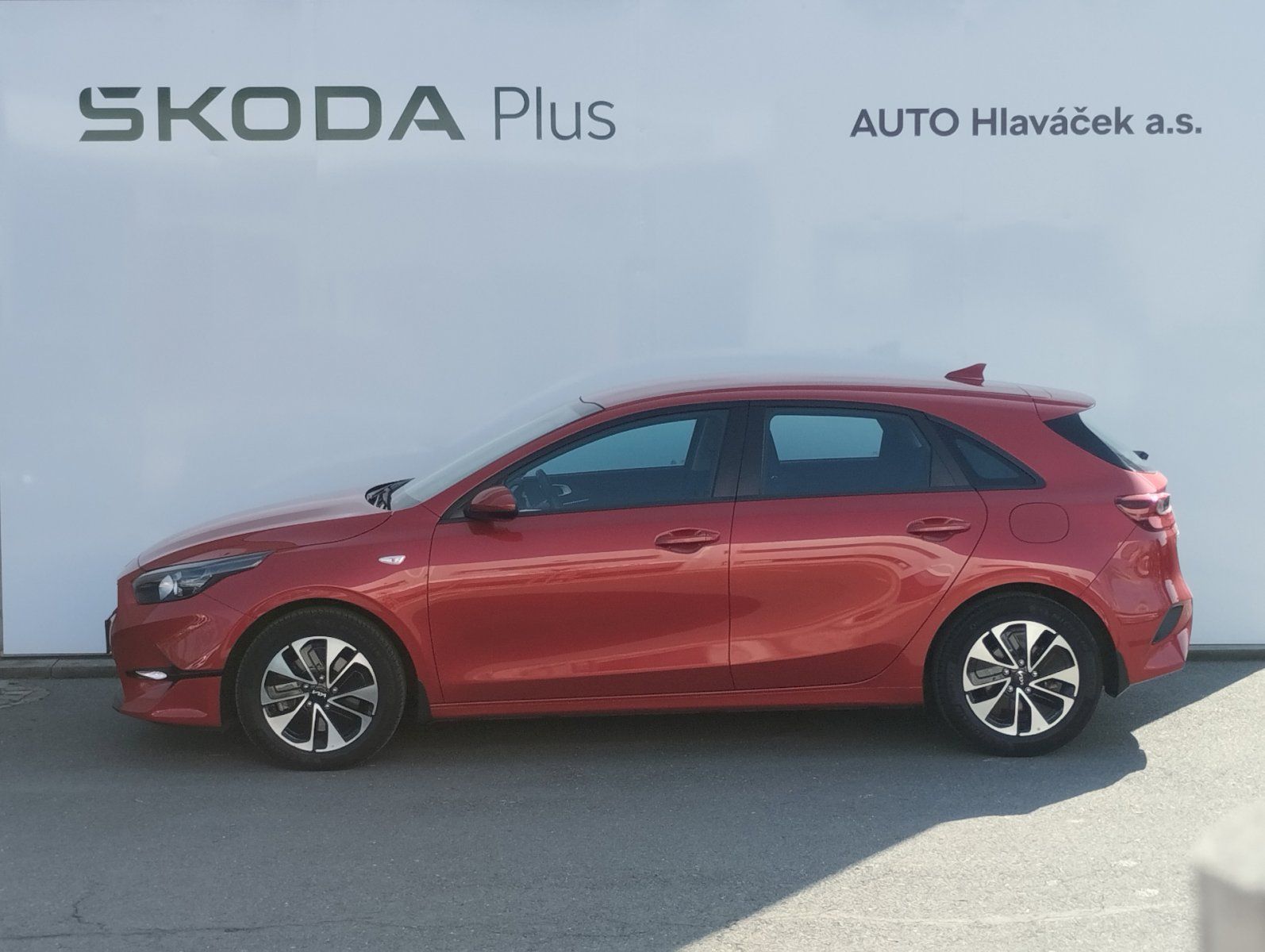 Kia Cee´d, 1,5T-GDi / 103kW - 7DCT / SPIN - fotka 3