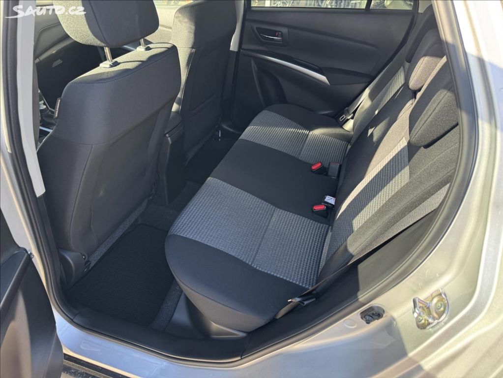Suzuki S-Cross 1,4 Premium Hybrid | Sauto.cz