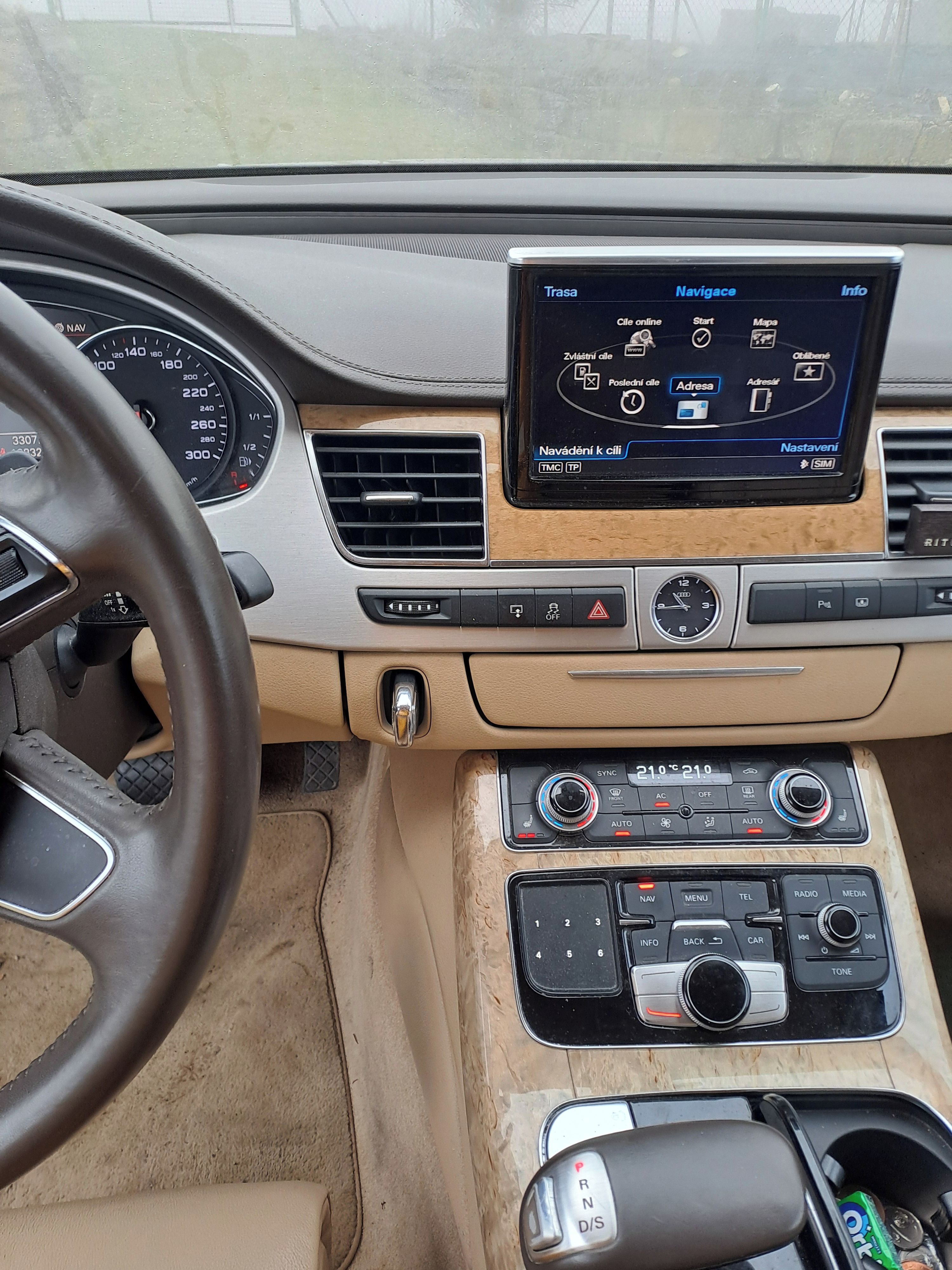 Audi A8 - fotka 5