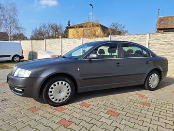 1,9TDi,96kW,výhřev,tažné,xenon