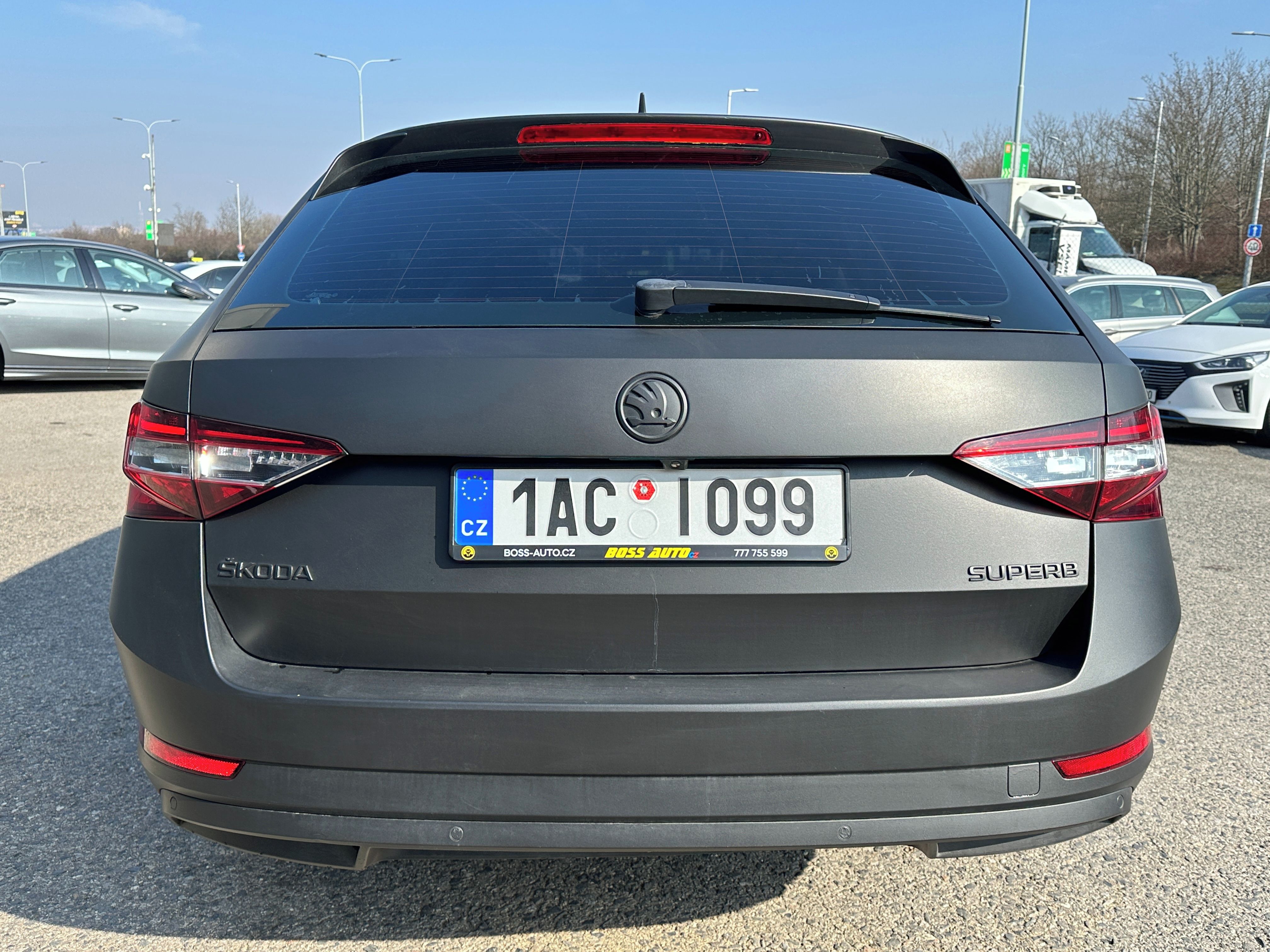 Škoda Superb, Skoda Superb 2016 - fotka 5