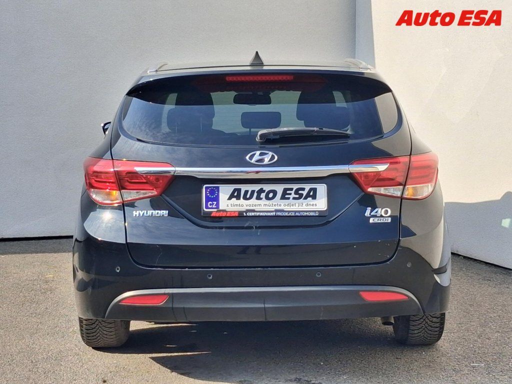 Hyundai i40, 1.7 CRDi,Trend,AT,TZ - fotka 5