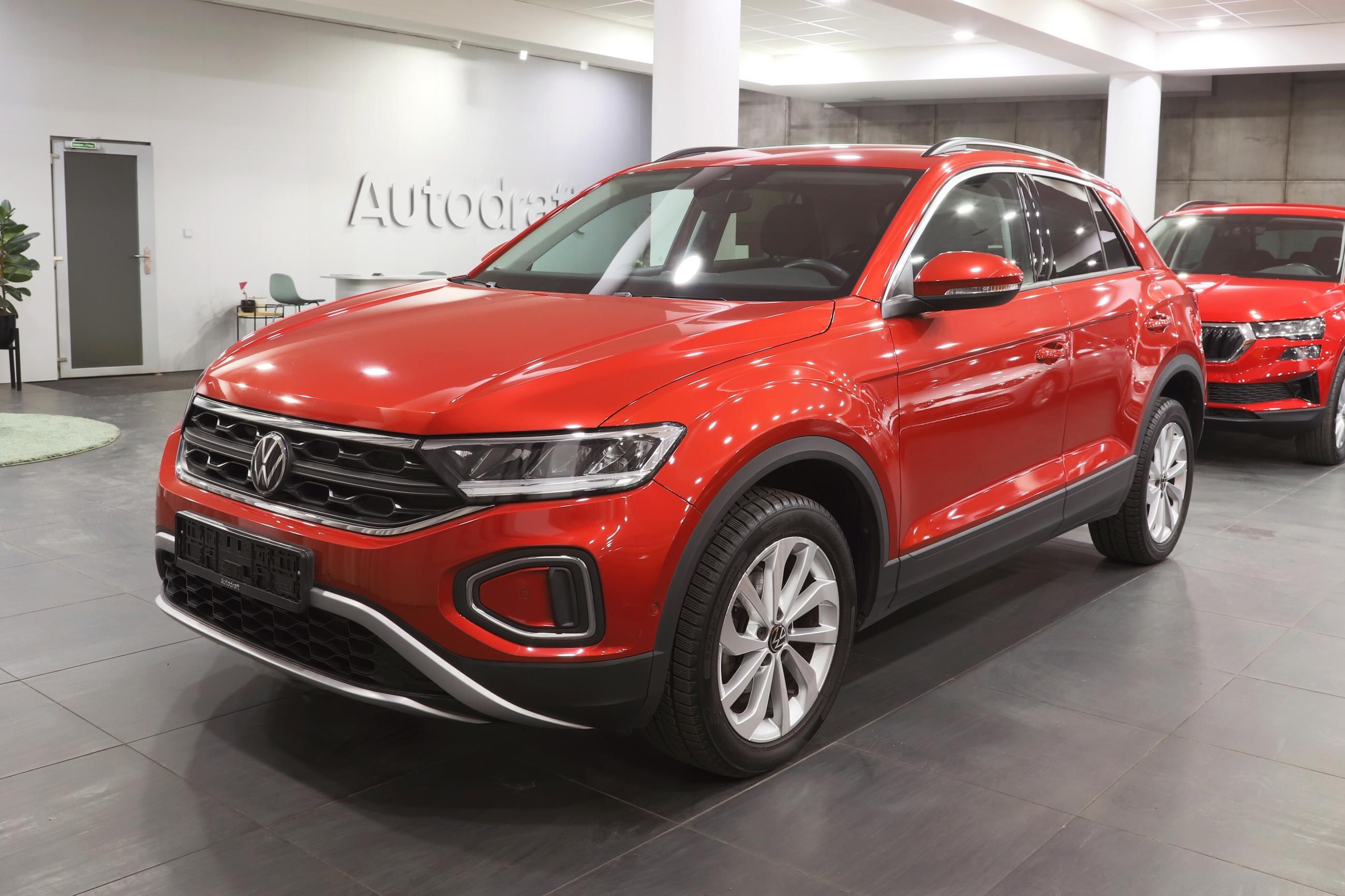 Volkswagen T-Roc, 1.5 TSI 110kW Man. / záruka - fotka 2