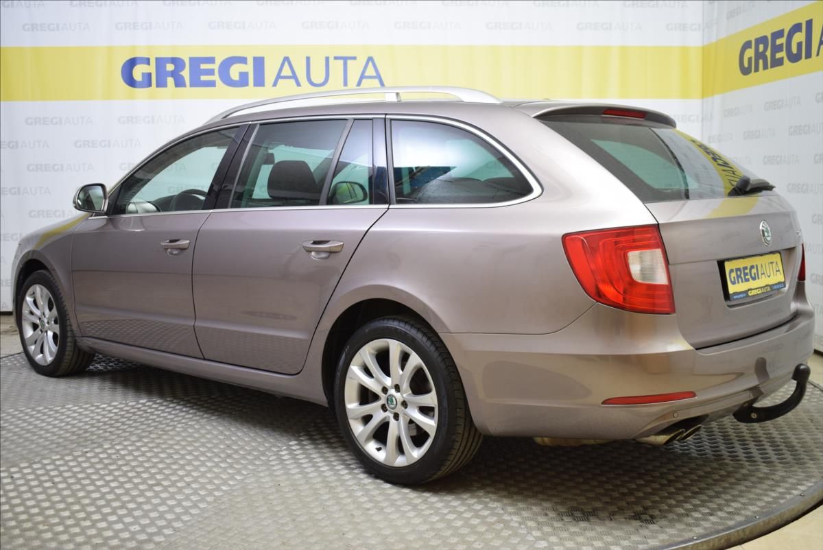 Škoda Superb, 1,8 TSi PR.SERVIS,SUPER STAV - fotka 6