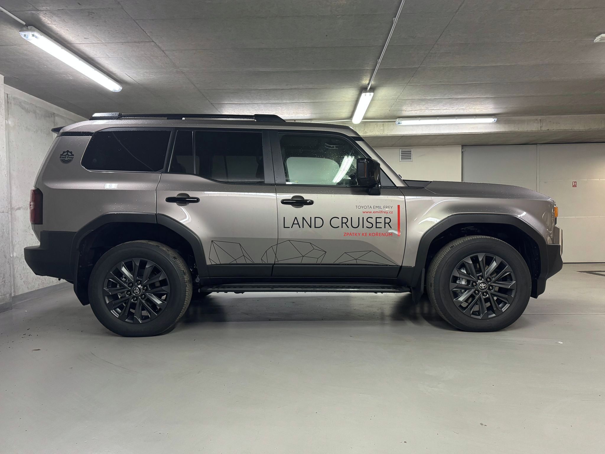 Toyota Land Cruiser, Executive 2.8L Diesel 48V MHEV - fotka 4