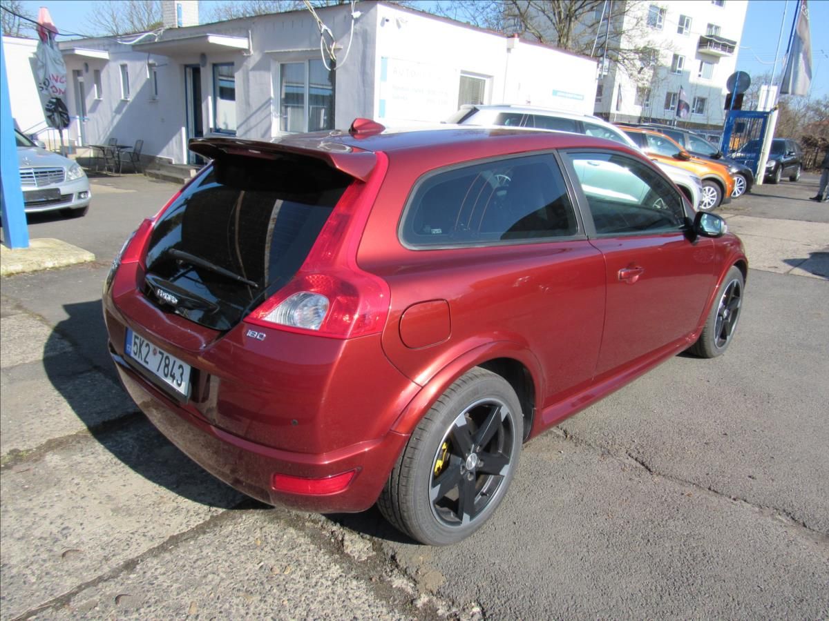 Volvo C30, 1,6 D 80kW - fotka 6