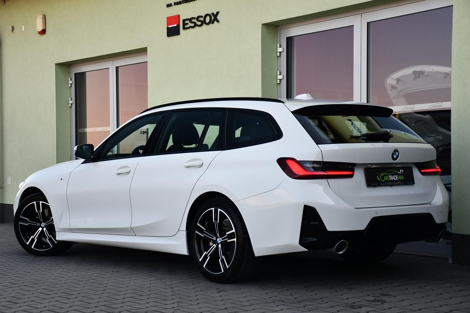 BMW Řada 3, 320d xDrive M-SPORT ČR 1.M - fotka 3