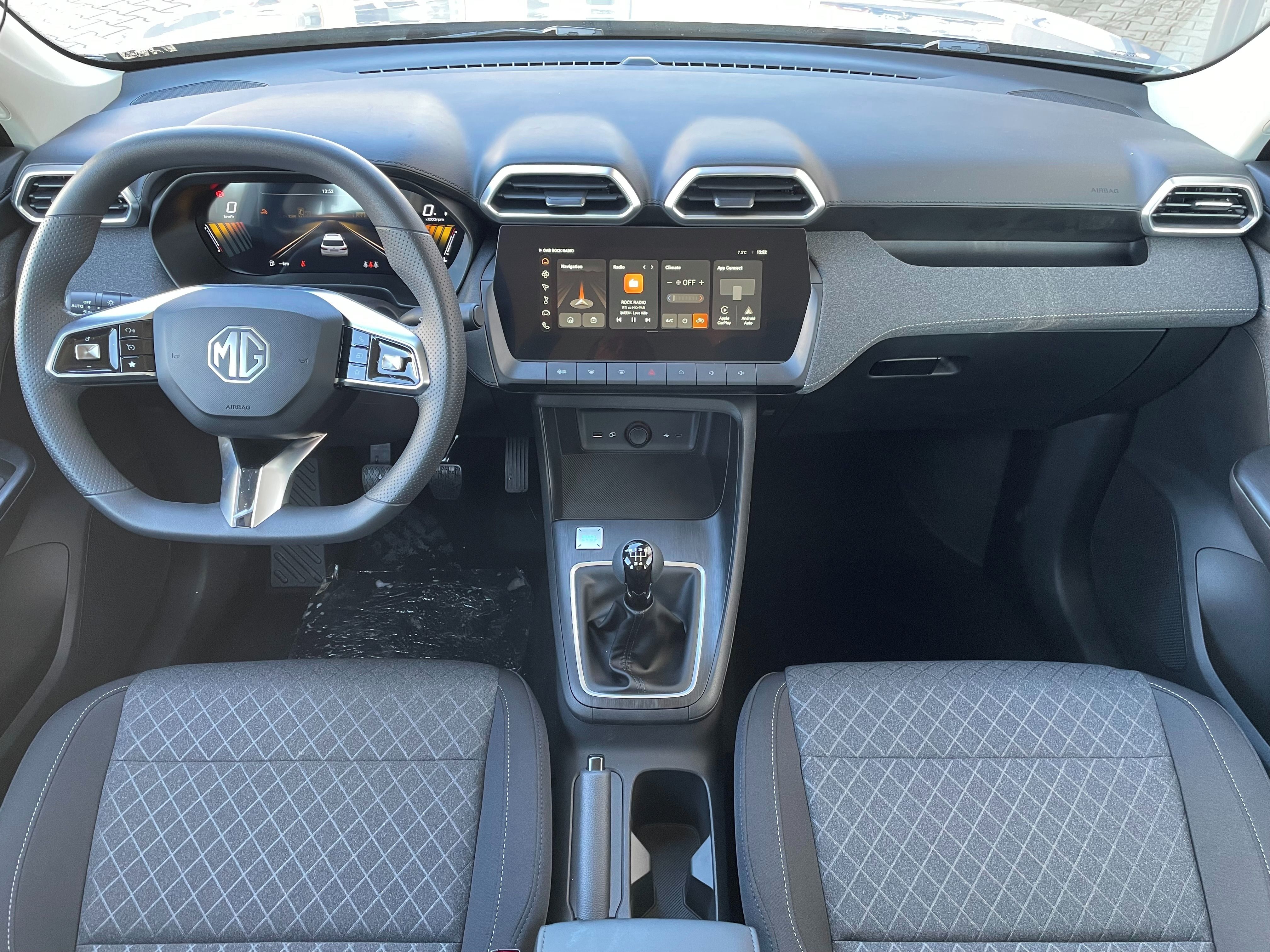 MG ZS, 1.5 5MT EXCITE - fotka 6