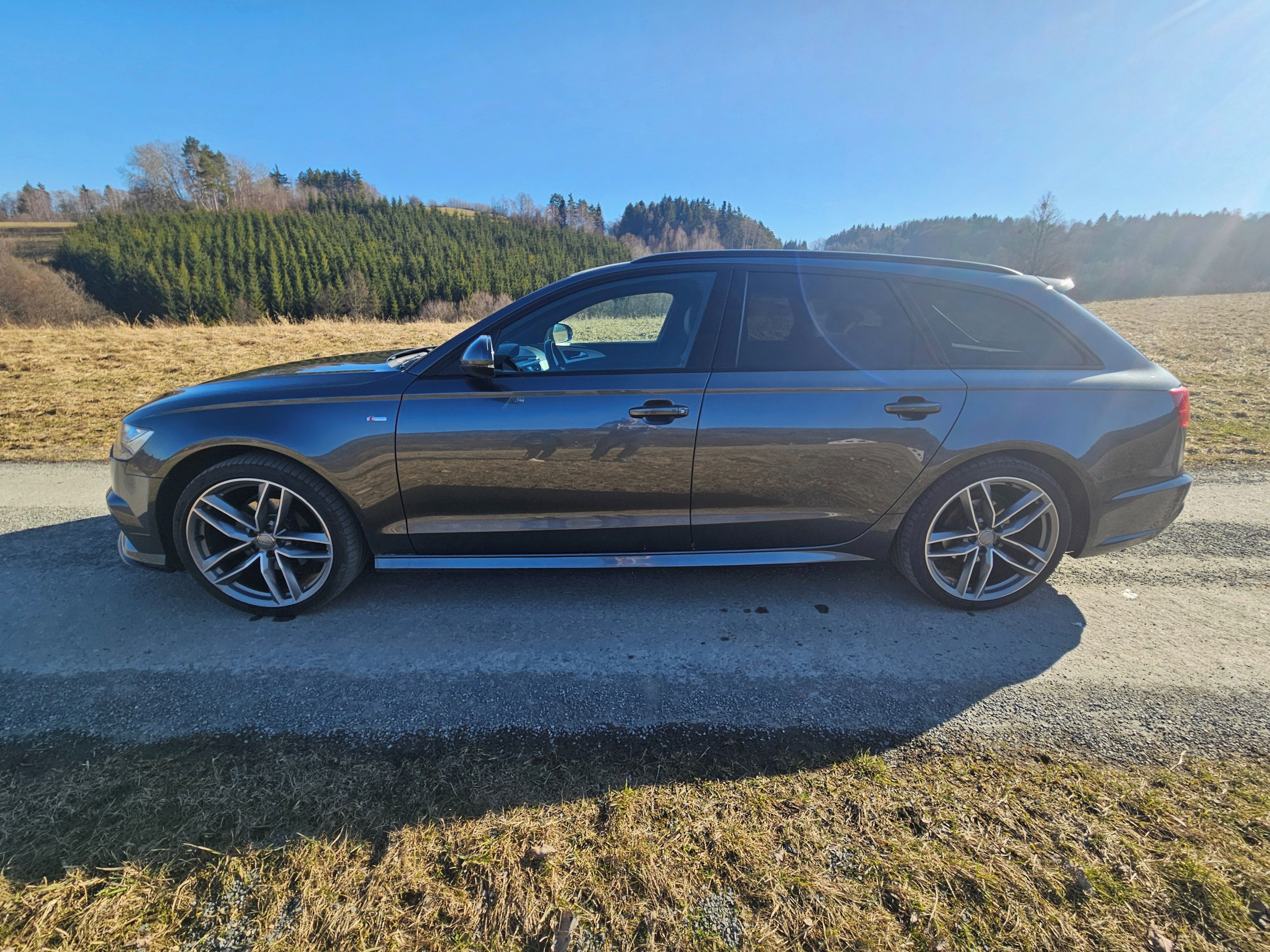 Audi A6 Avant, Audi A6 S-line top stav - fotka 3