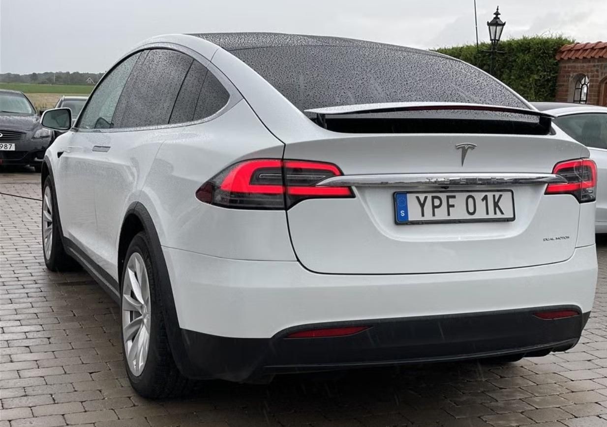 Tesla Model X, Long Range AWD 7 míst FSD Taž. - fotka 4