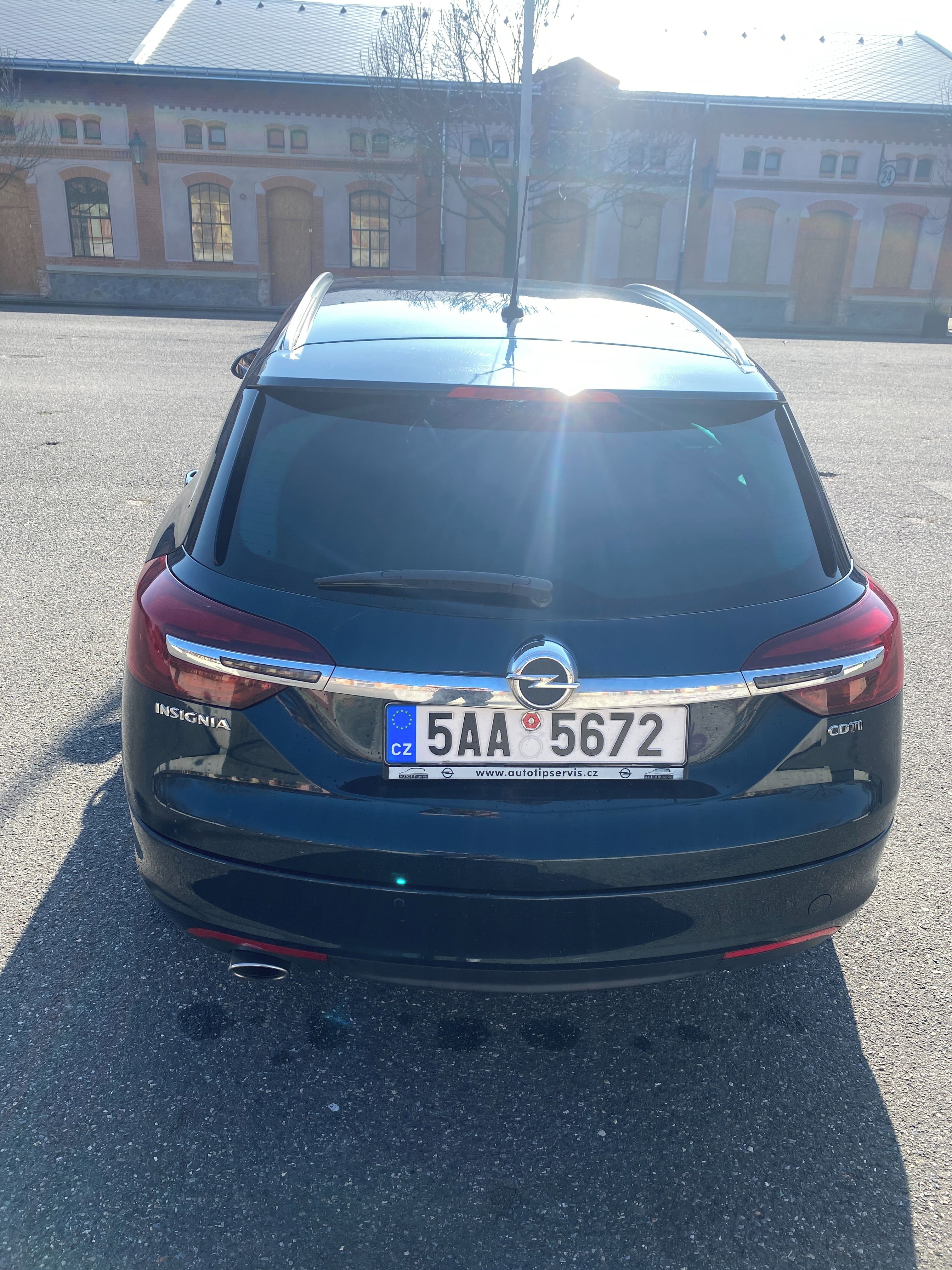 Opel Insignia, Opel Insignia Sports Tourer - fotka 5