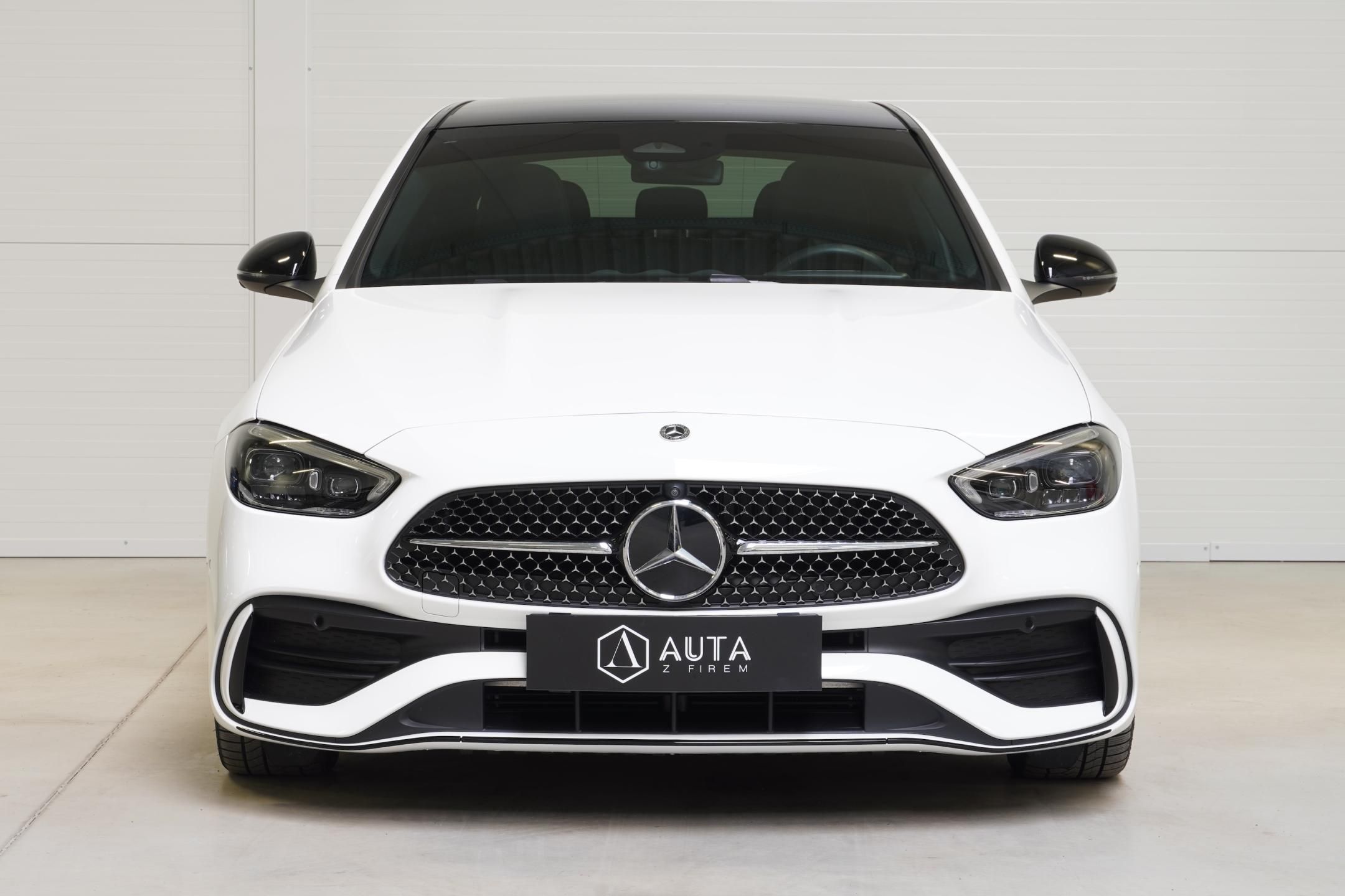 Mercedes-Benz Třídy C, C300 4M,HUD,DPH,AMG,EL.SEDADLA - fotka 2