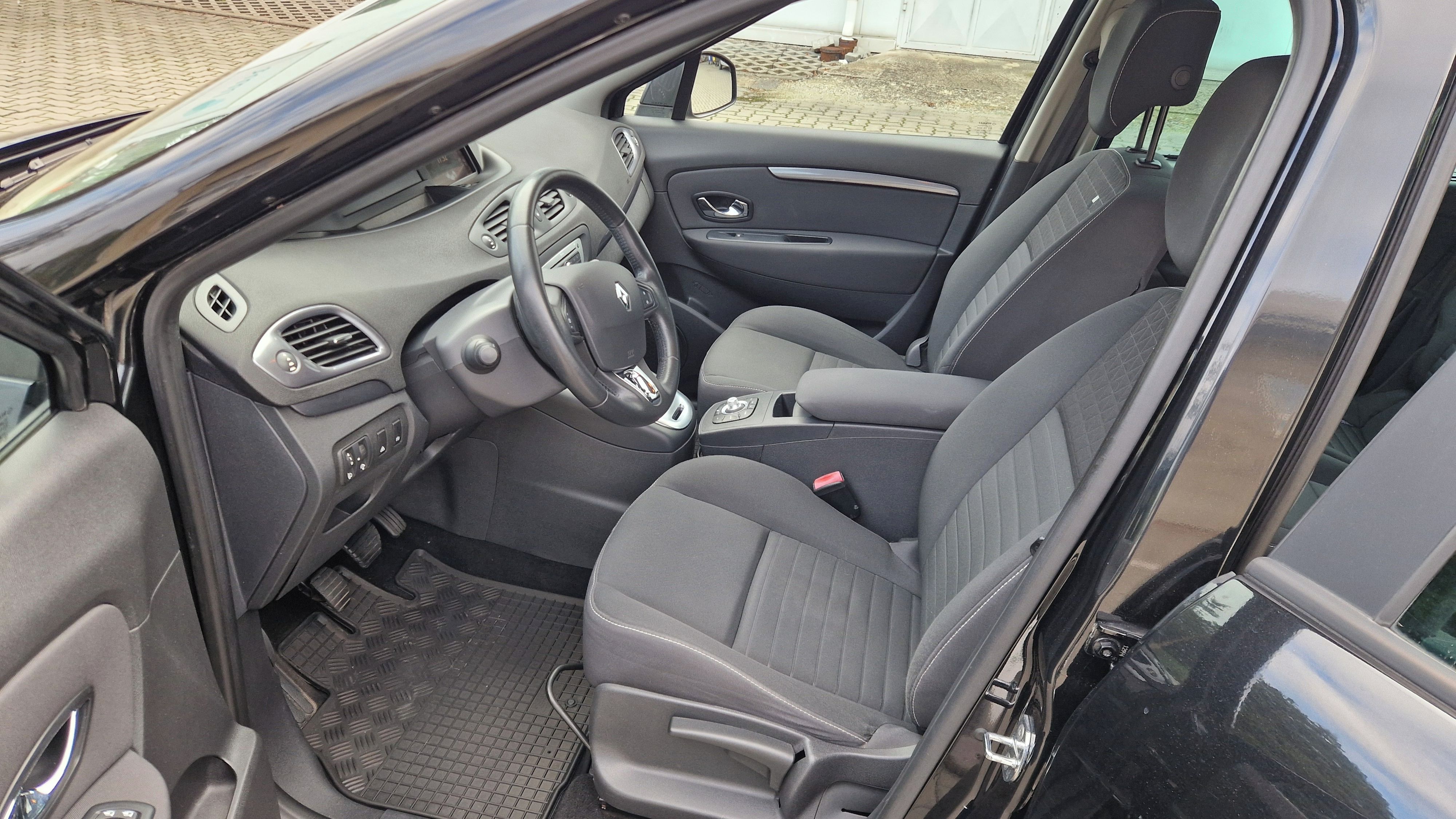 Renault Grand Scénic, servisováno, jasná historie - fotka 6