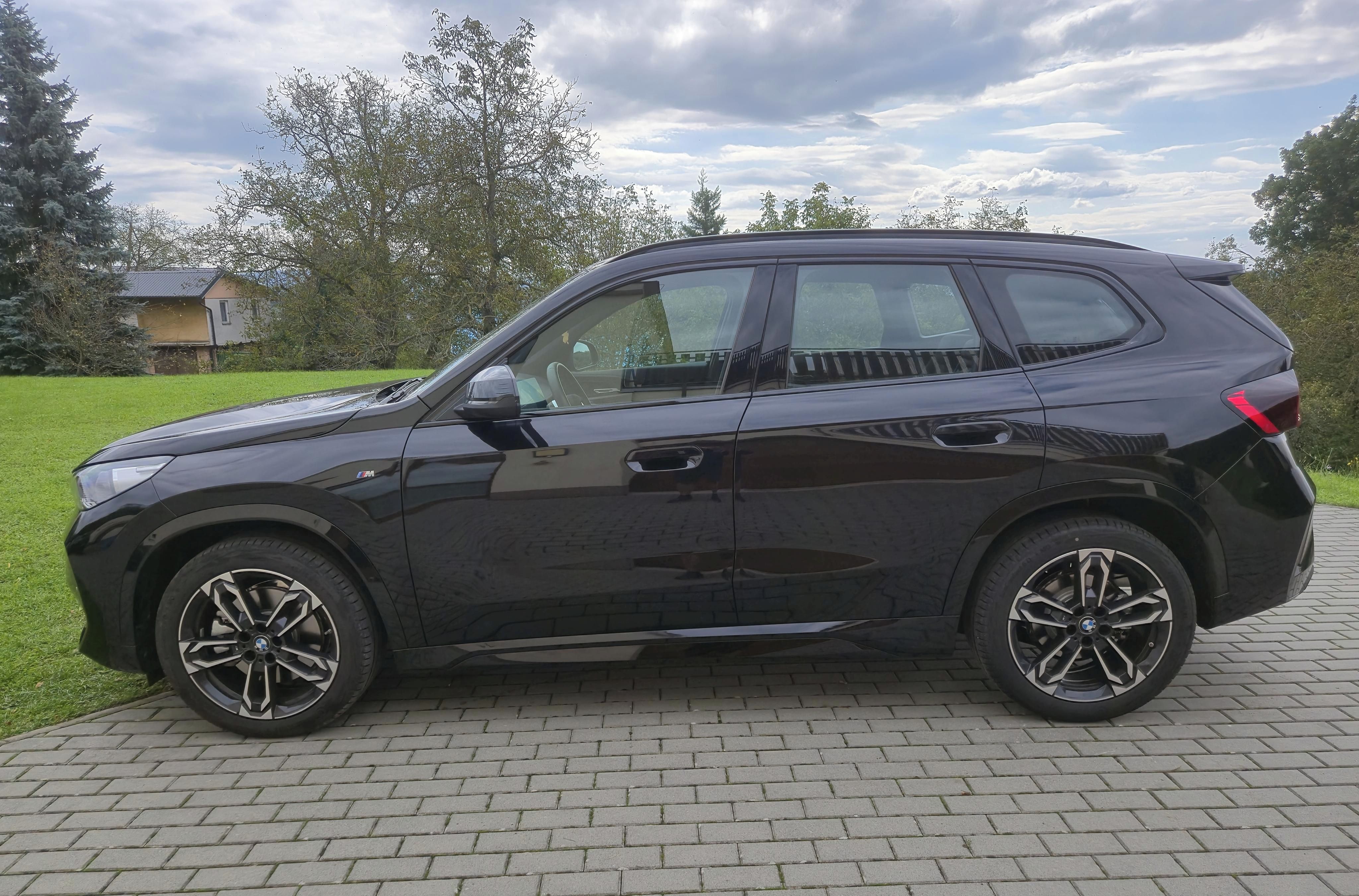 BMW X1, X1 xDrive 23d* 4.500KM *Záruka - fotka 5