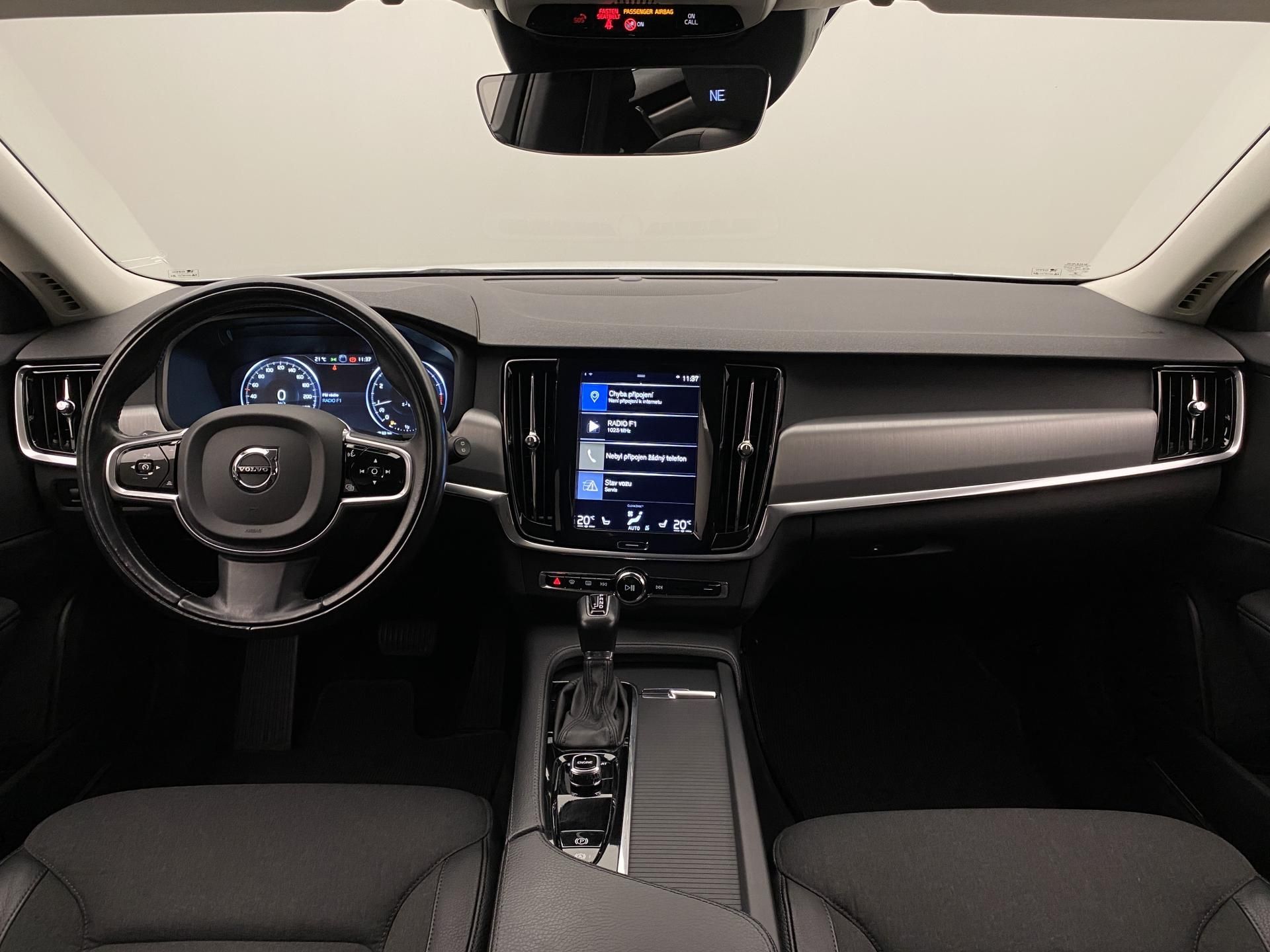 Volvo V90, T5 MOMENTUM AUT CZ - fotka 2