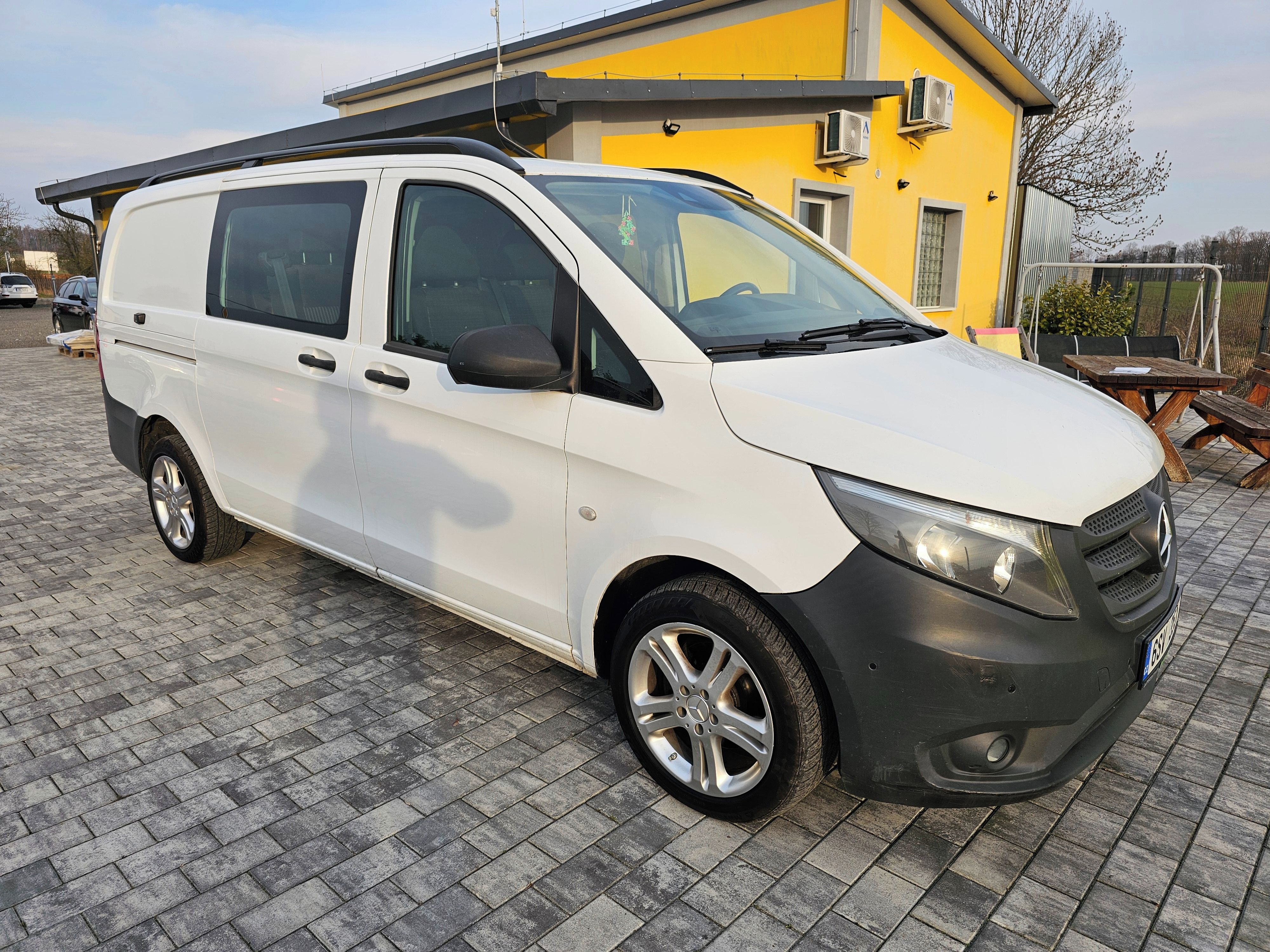 Mercedes-Benz Vito, 114 CDI K MIX, 6 míst - fotka 3