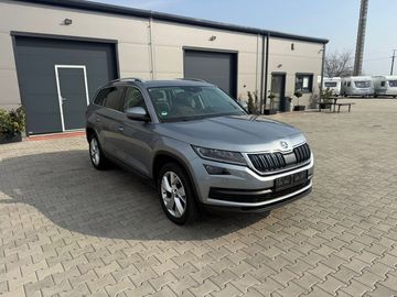 4x4 140kw 7míst 360 kamery