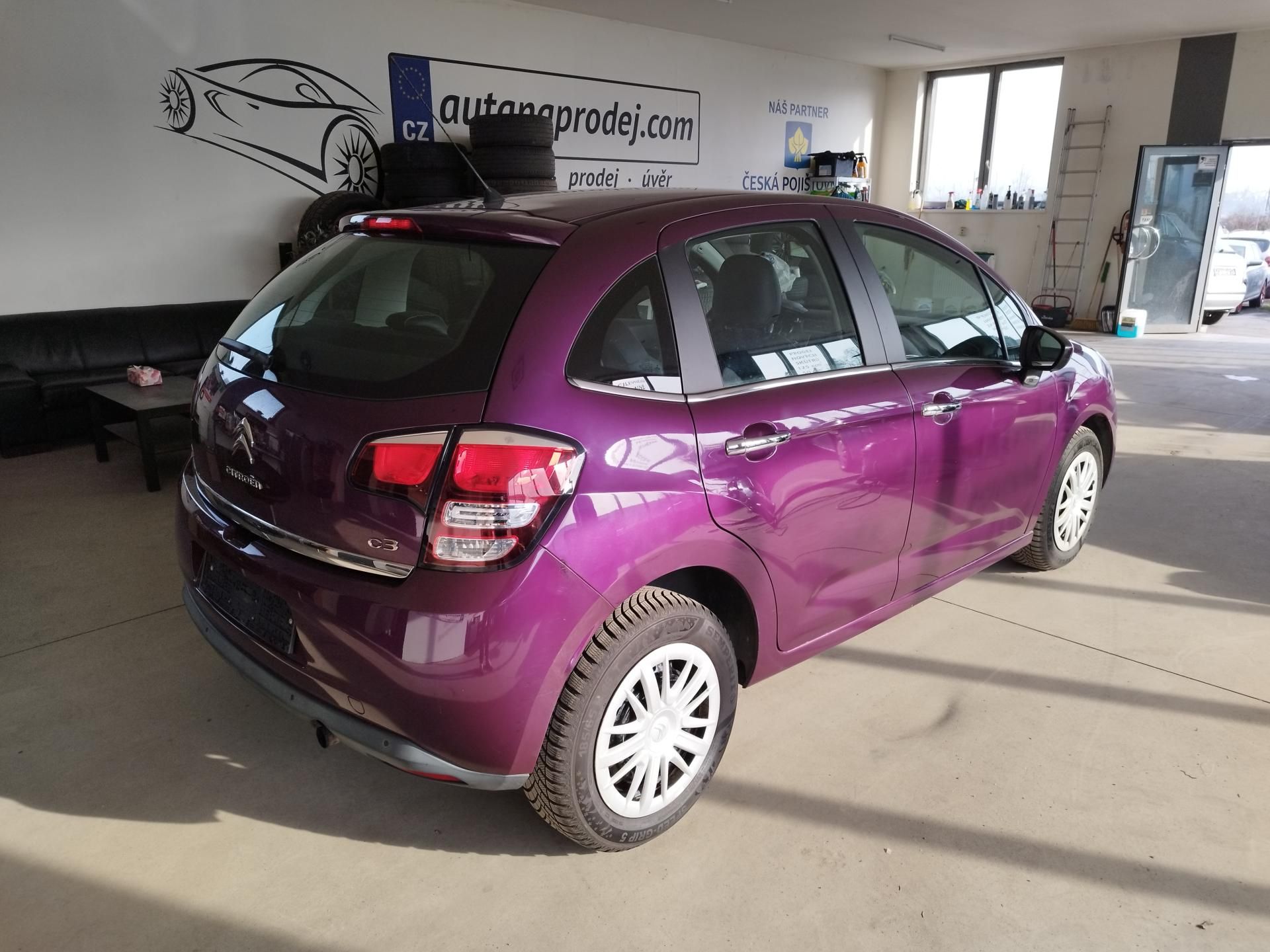 Citroën C3, 1,2I,60KW,KLIMA,LED,SERVISKA - fotka 6