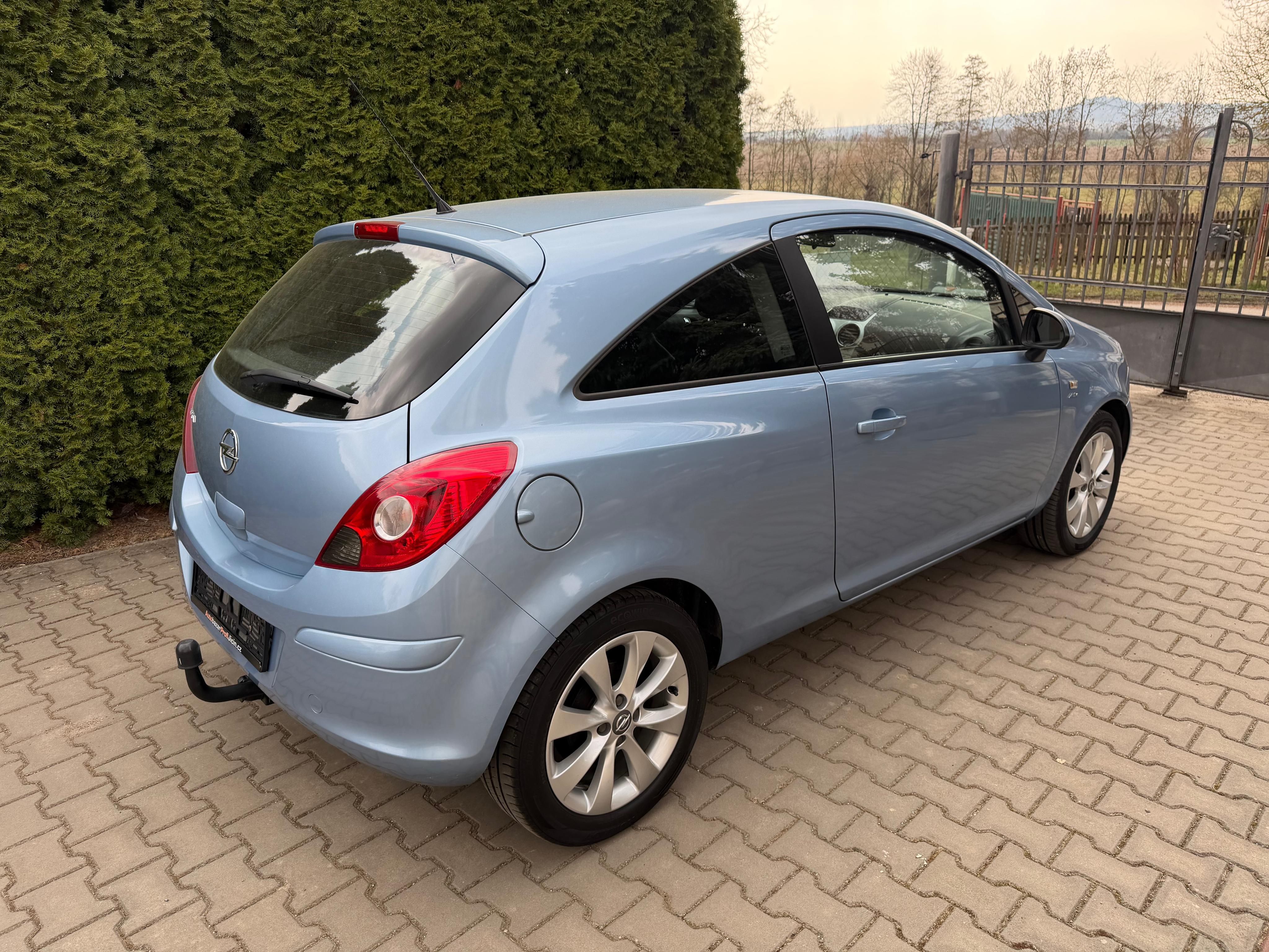 Opel Corsa, 1,4i/64kw pravid.servis Tažné - fotka 4