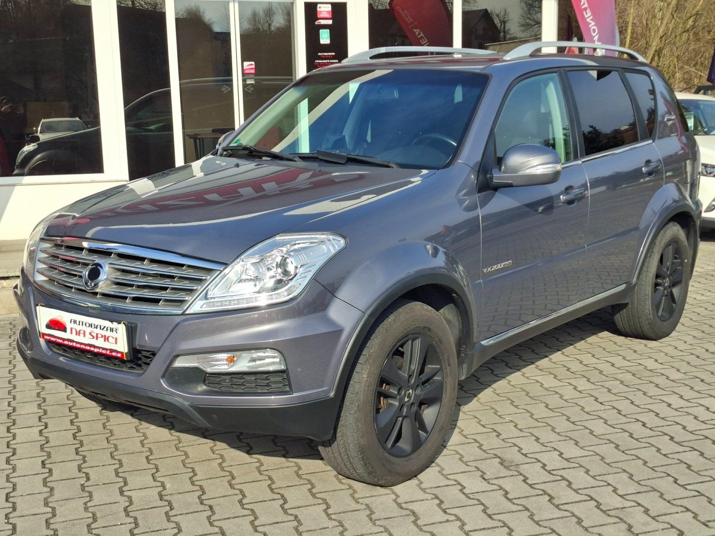 SsangYong Rexton, RX200e-XDi 114kW 4WD 7.MÍST - fotka 4
