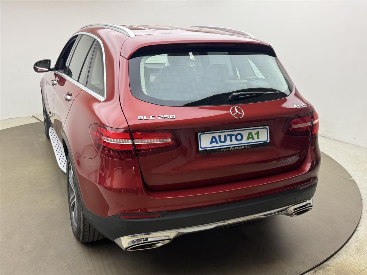 Mercedes-Benz GLC, 2,0 DPH 4X4 LED KŮŽE 2XKOLA CZ - fotka 6