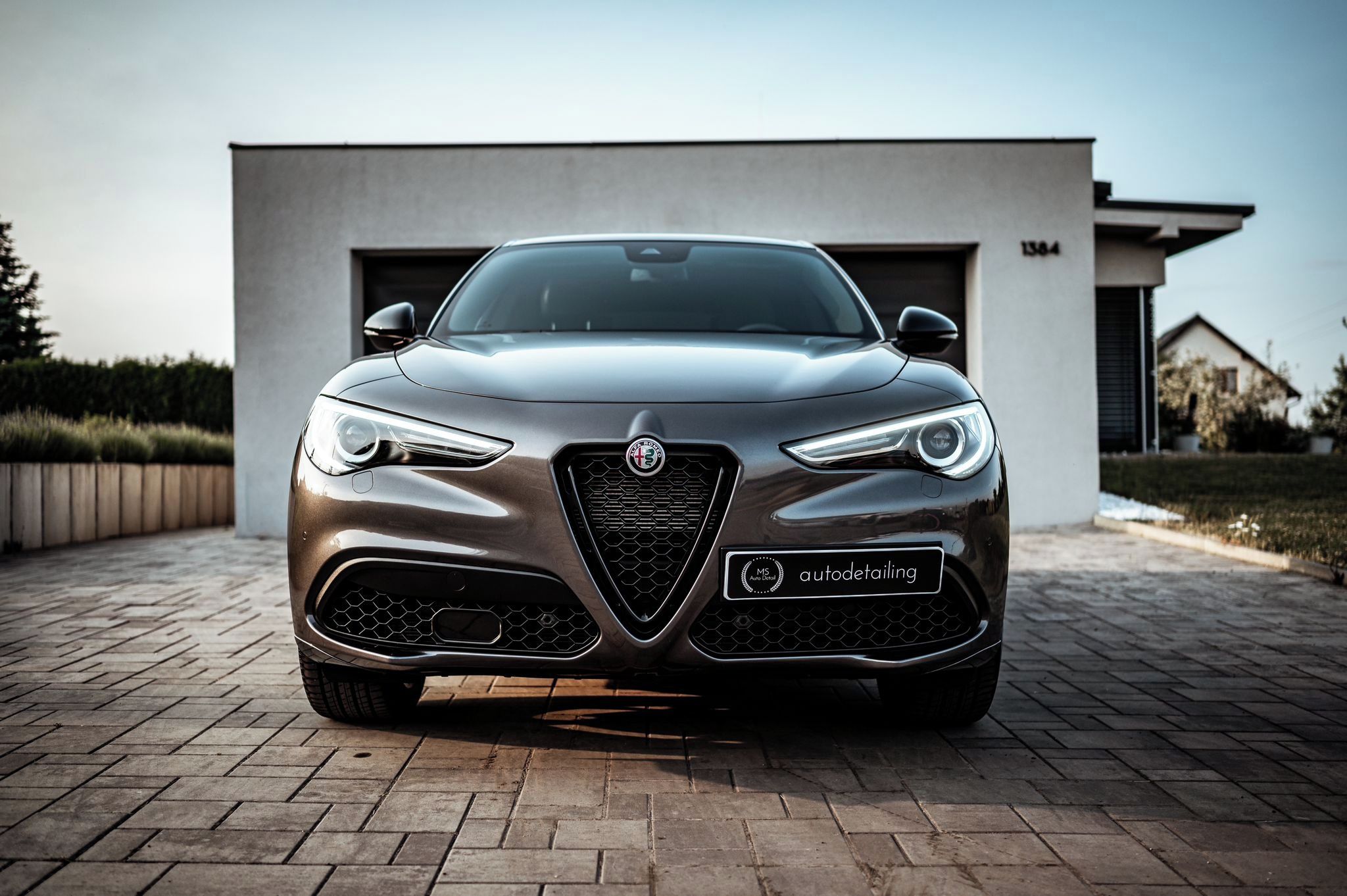 Alfa Romeo Stelvio, Veloce 280 Q4-TOP zánovní stav - fotka 3